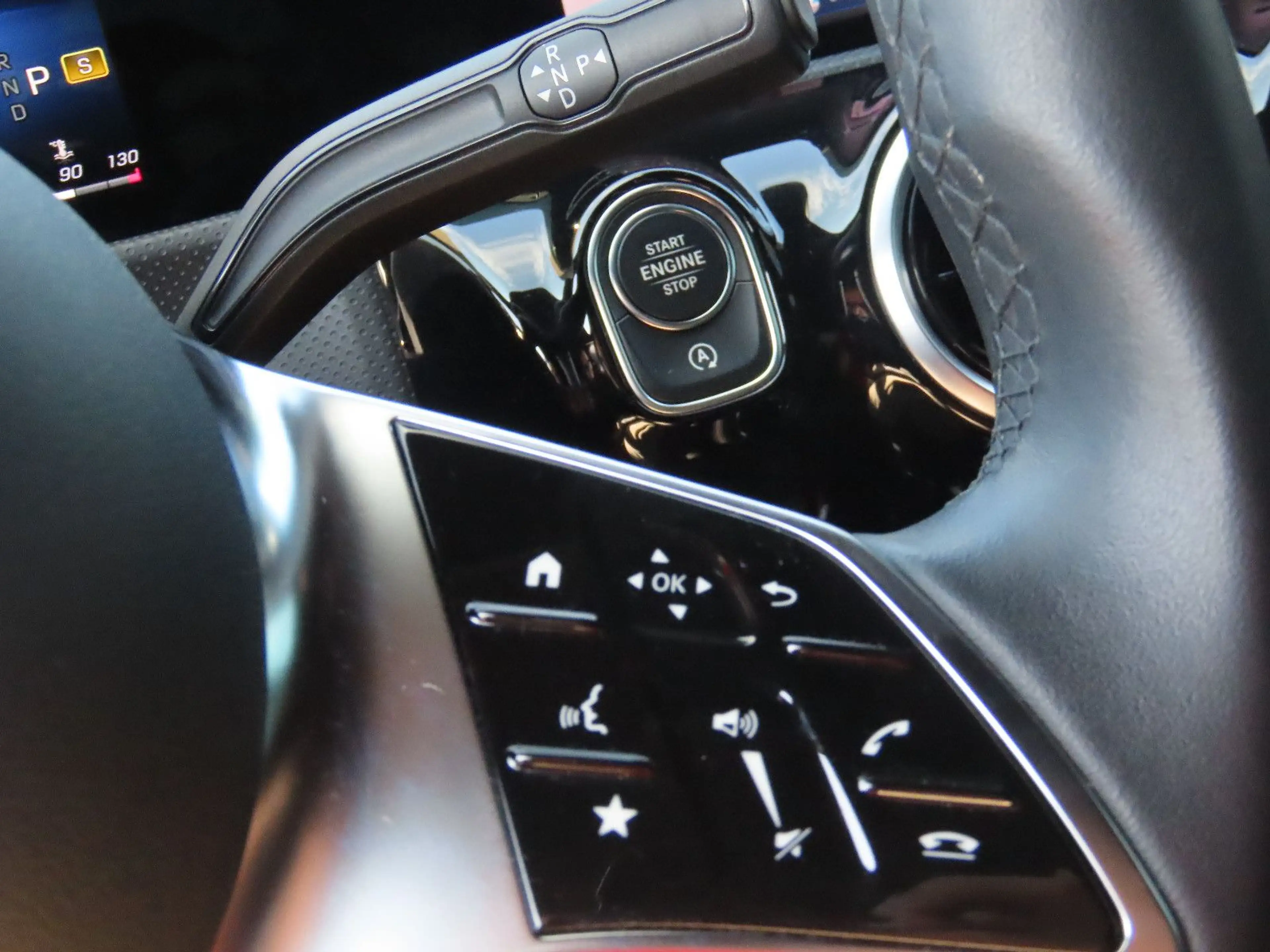 Mercedes-Benz CLA 220 d Autom. Leder Sitzheizung Klima ACC — photo 12