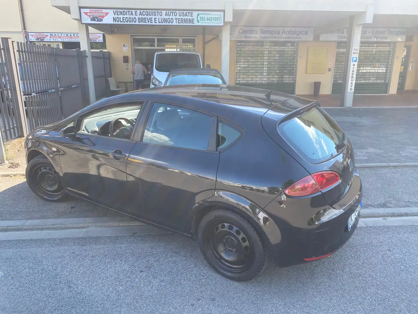 SEAT Leon 1.4 benzina gpl Nero - 1