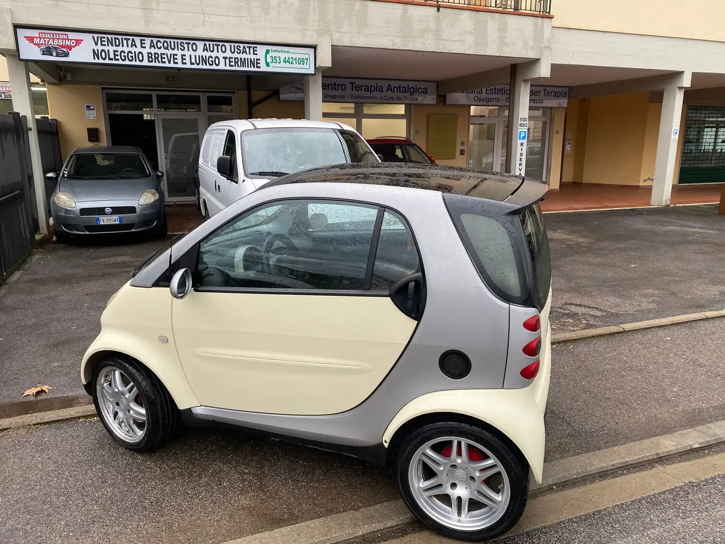 smart forTwo 700 benzinaio automatico Beige - 1