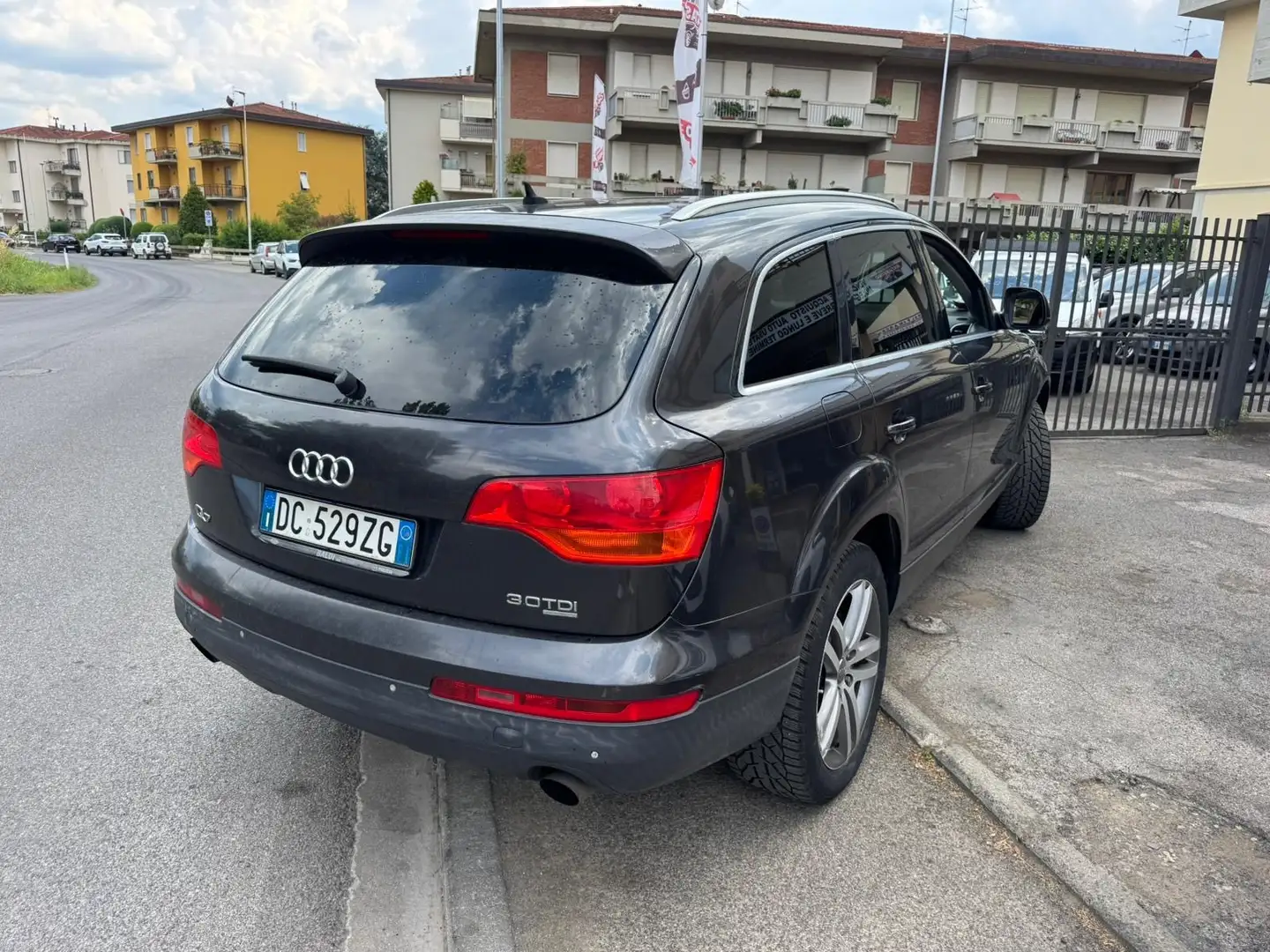 Audi Q7 3.0 disel automatico quattro Grigio - 2