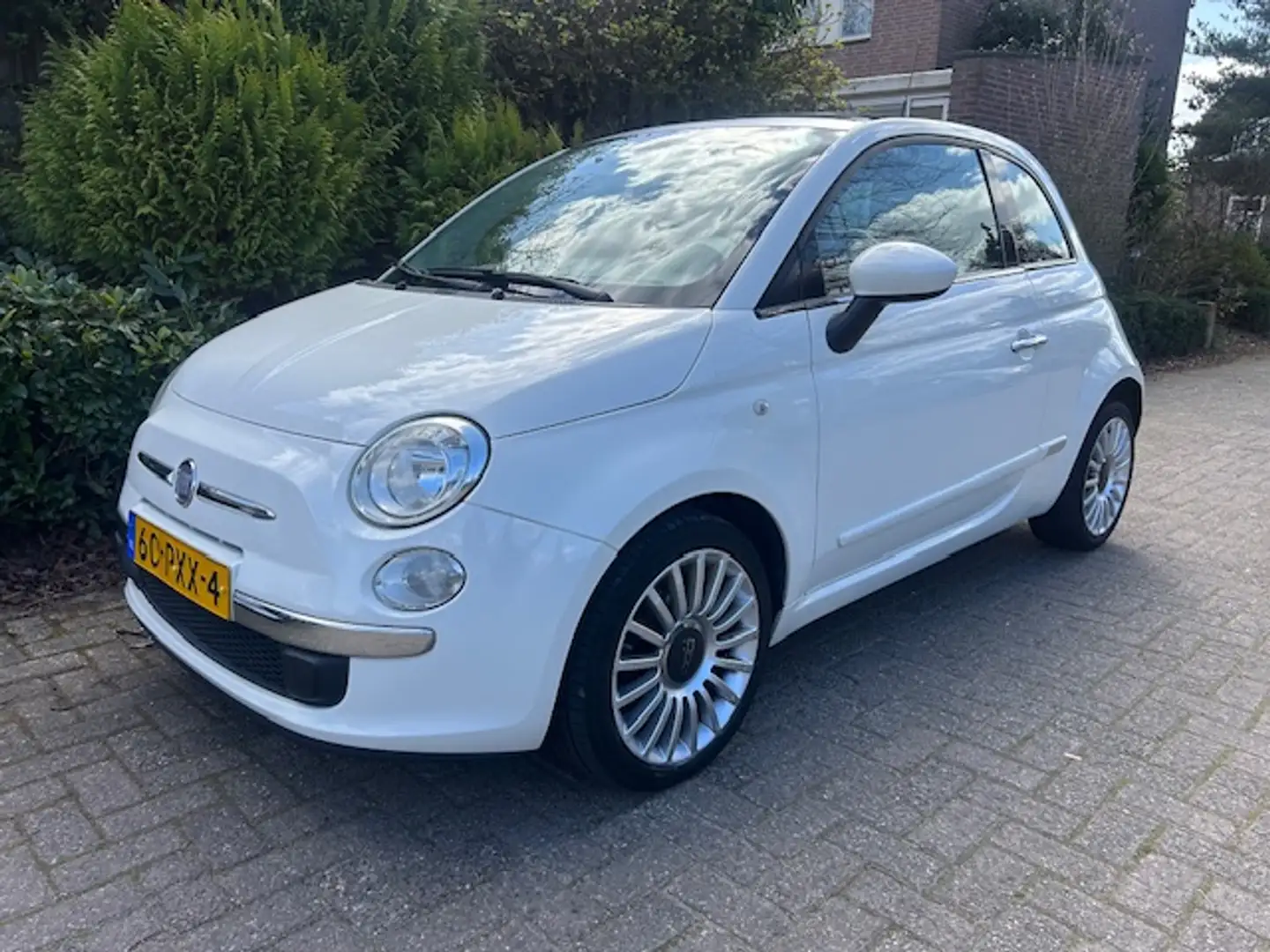 Fiat 500 1.2 Lounge 1e eig/ airco/ schuifdak/ met NAP/ Verk Wit - 2