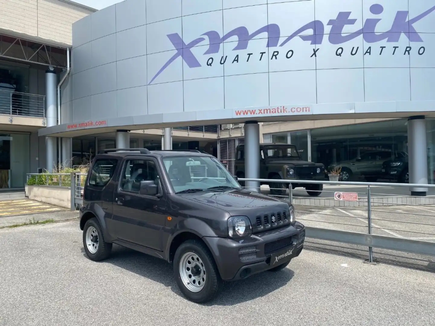 Suzuki Jimny 1.3 4WD Gris - 1