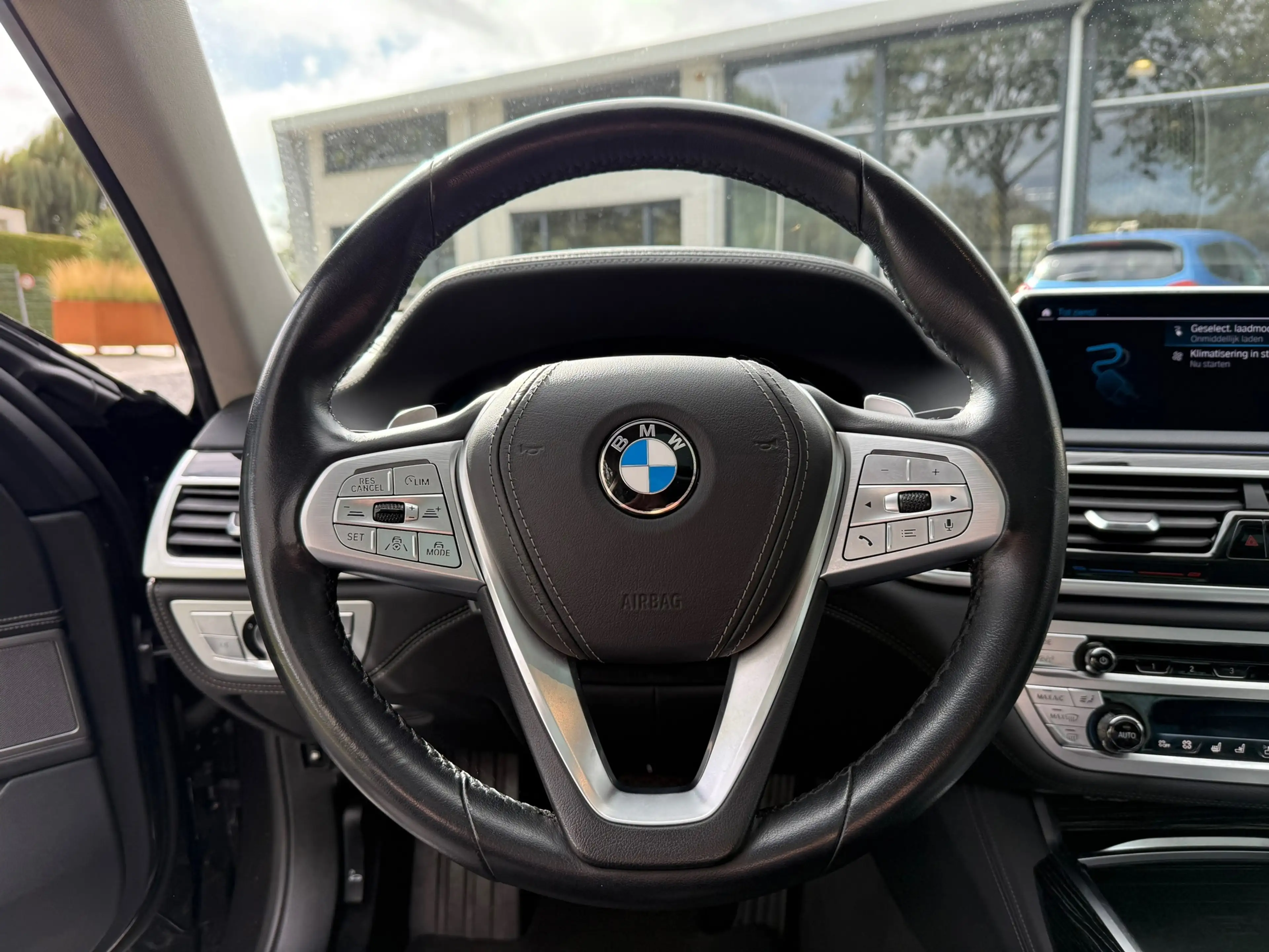 BMW 745 7-serie 745e Pano/HUD/360cam/H&K/etc! — photo 11