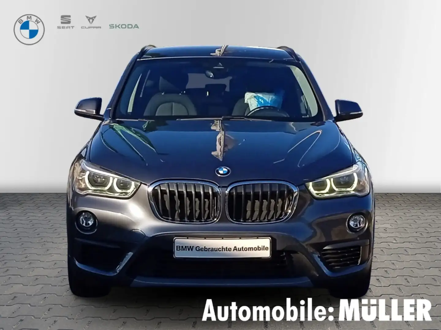 BMW X1 sDrive 18 i Advantage  NAV+LED+SITZHEiZG.+LED+DRIV Grigio - 2