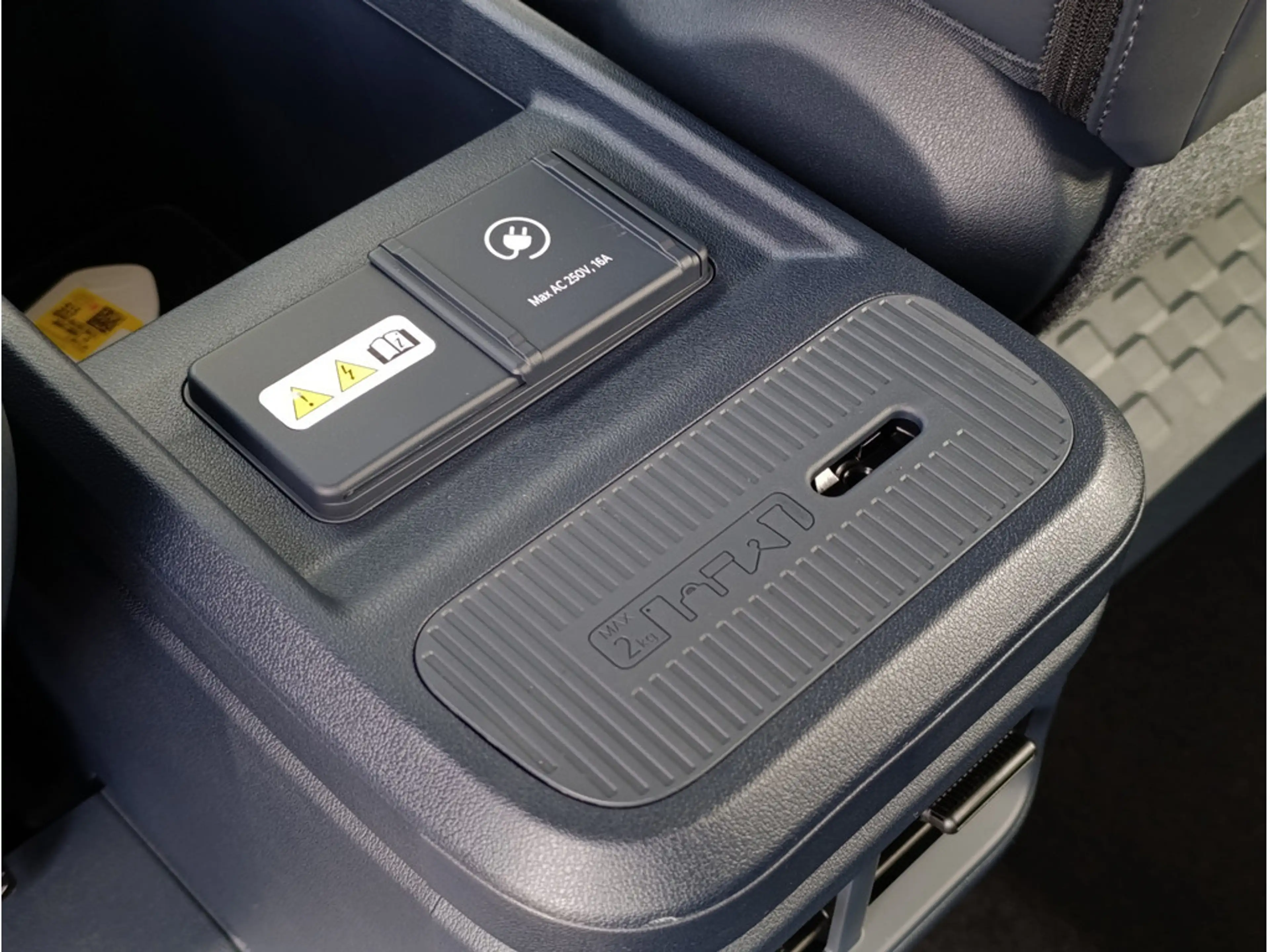 Kia PV5 Passenger Elite 71,2 kWh Wärmepumpe / AW — photo 15