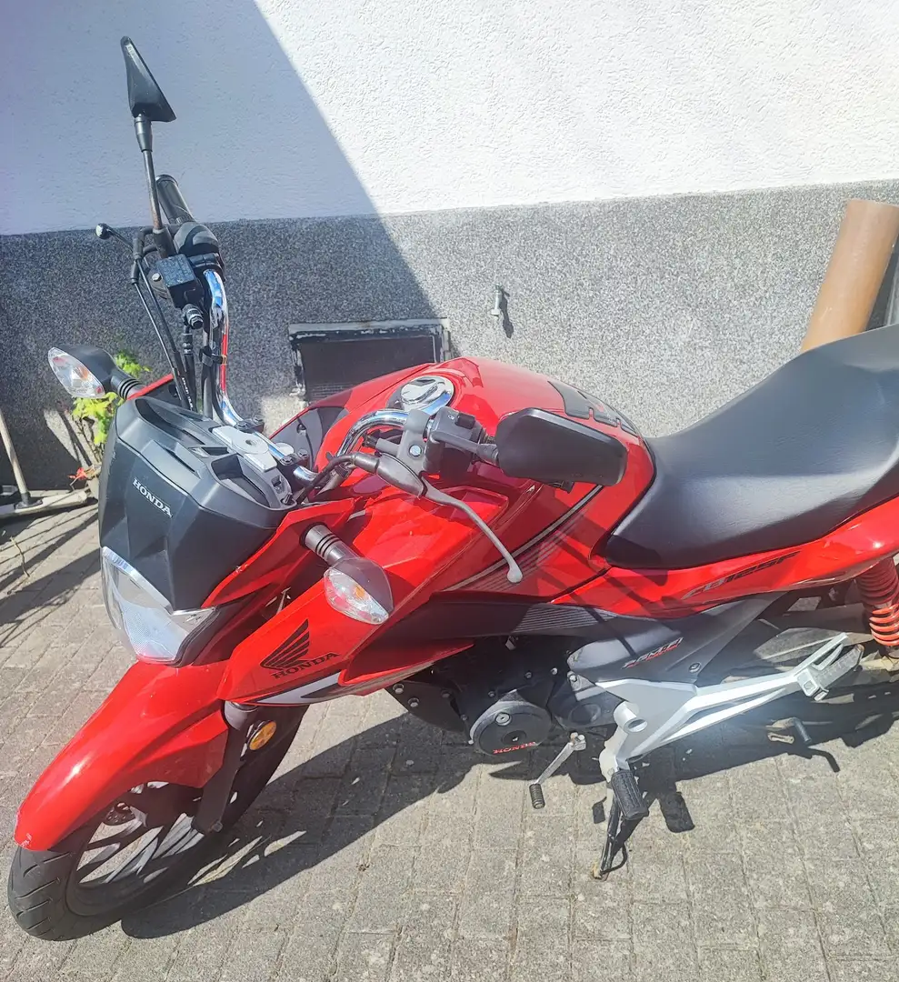 Honda CB 125 F Rouge - 1