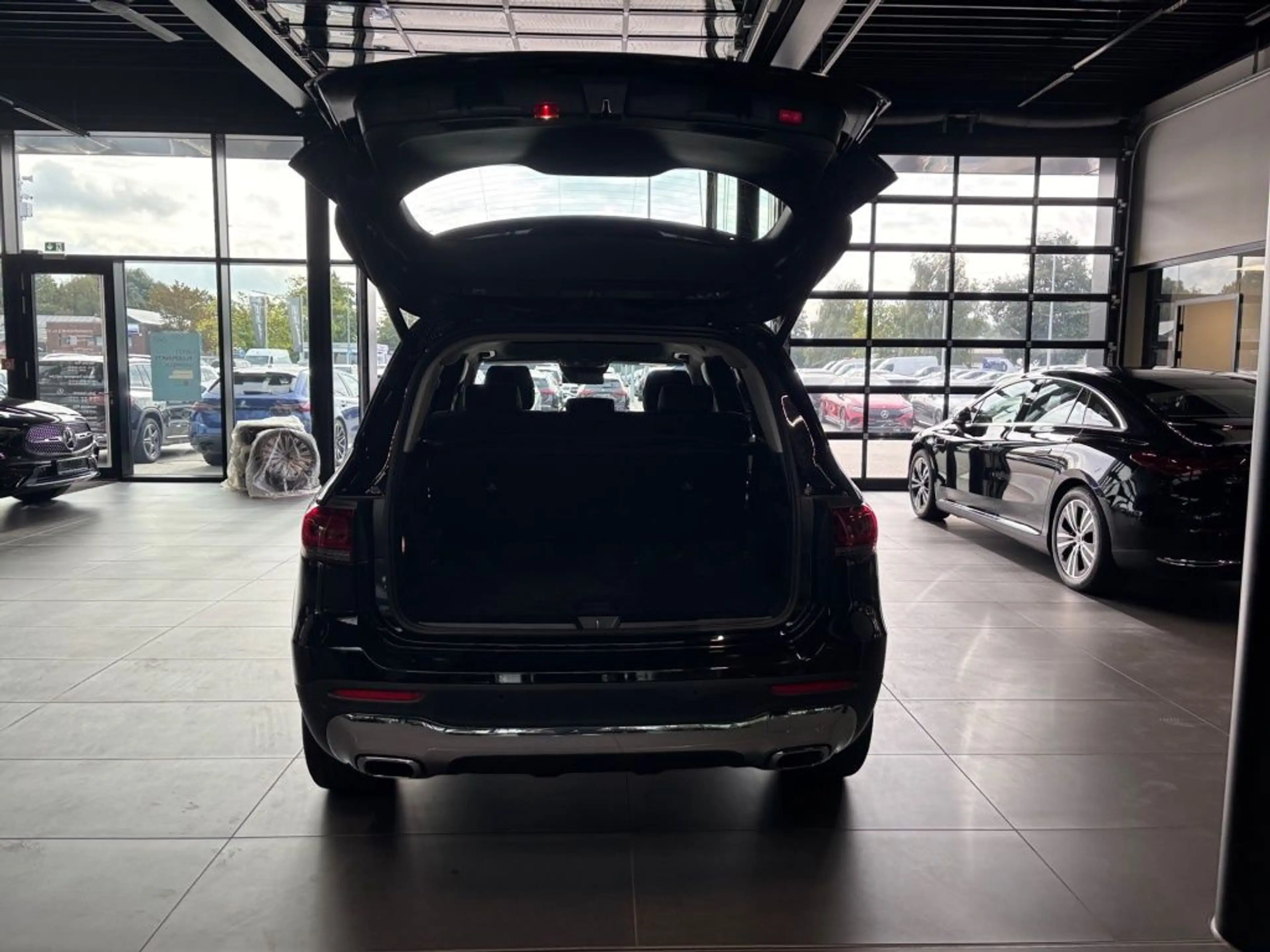 Mercedes-Benz GLB 220 d Progressive STH Pano KAM PDC SpurH — photo 10