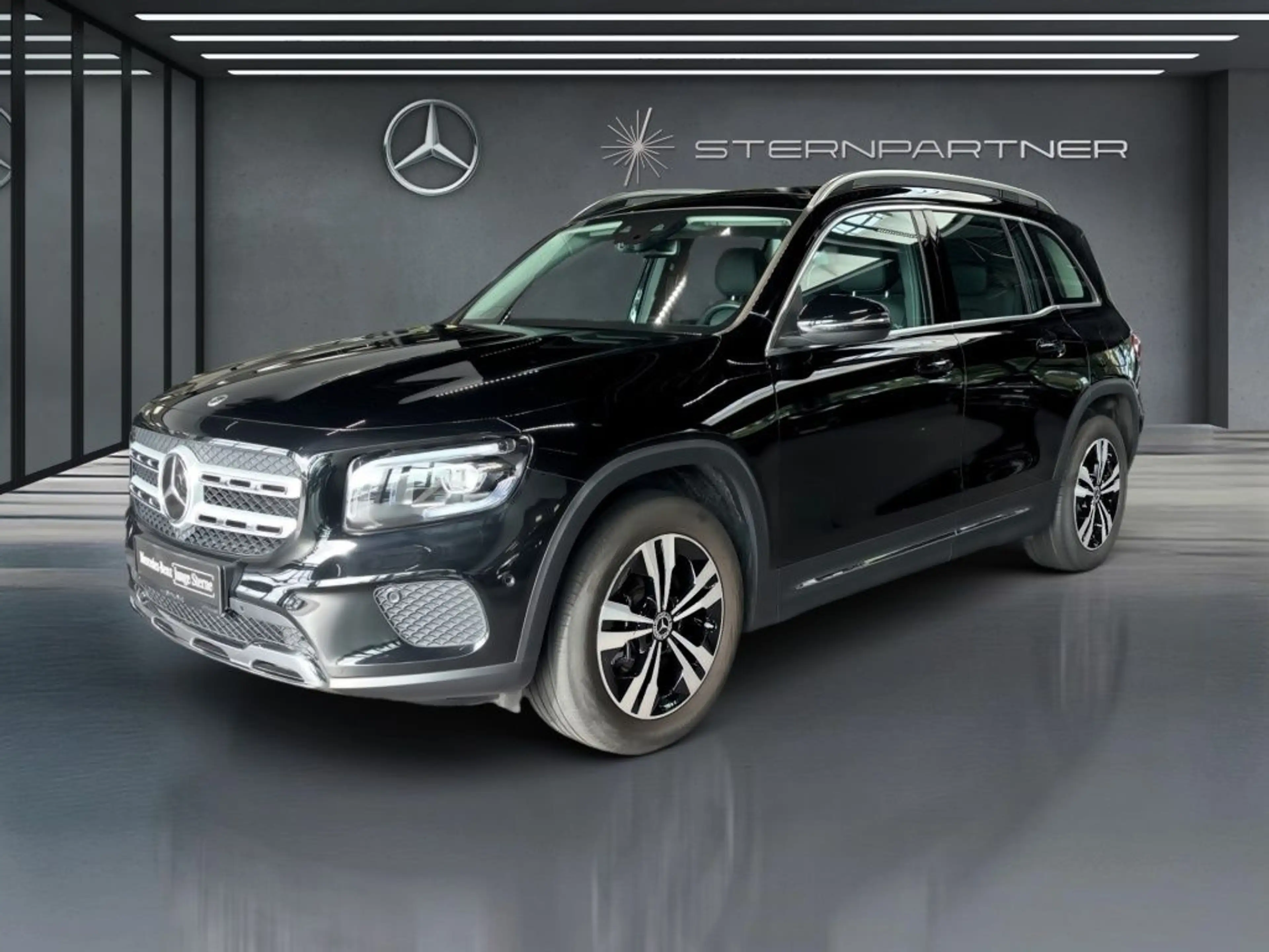 Mercedes-Benz GLB 220 d Progressive STH Pano KAM PDC SpurH