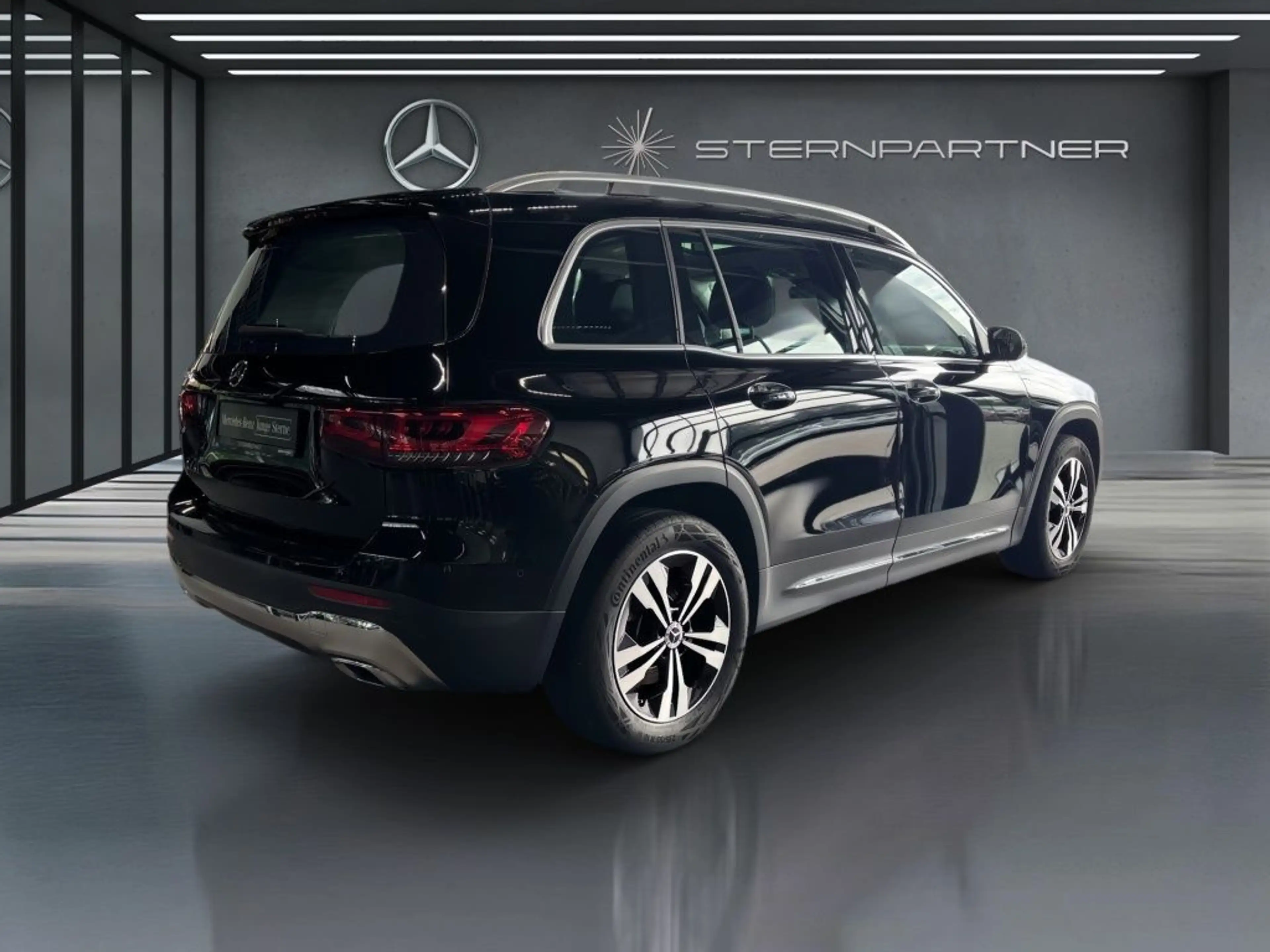 Mercedes-Benz GLB 220 d Progressive STH Pano KAM PDC SpurH — photo 13