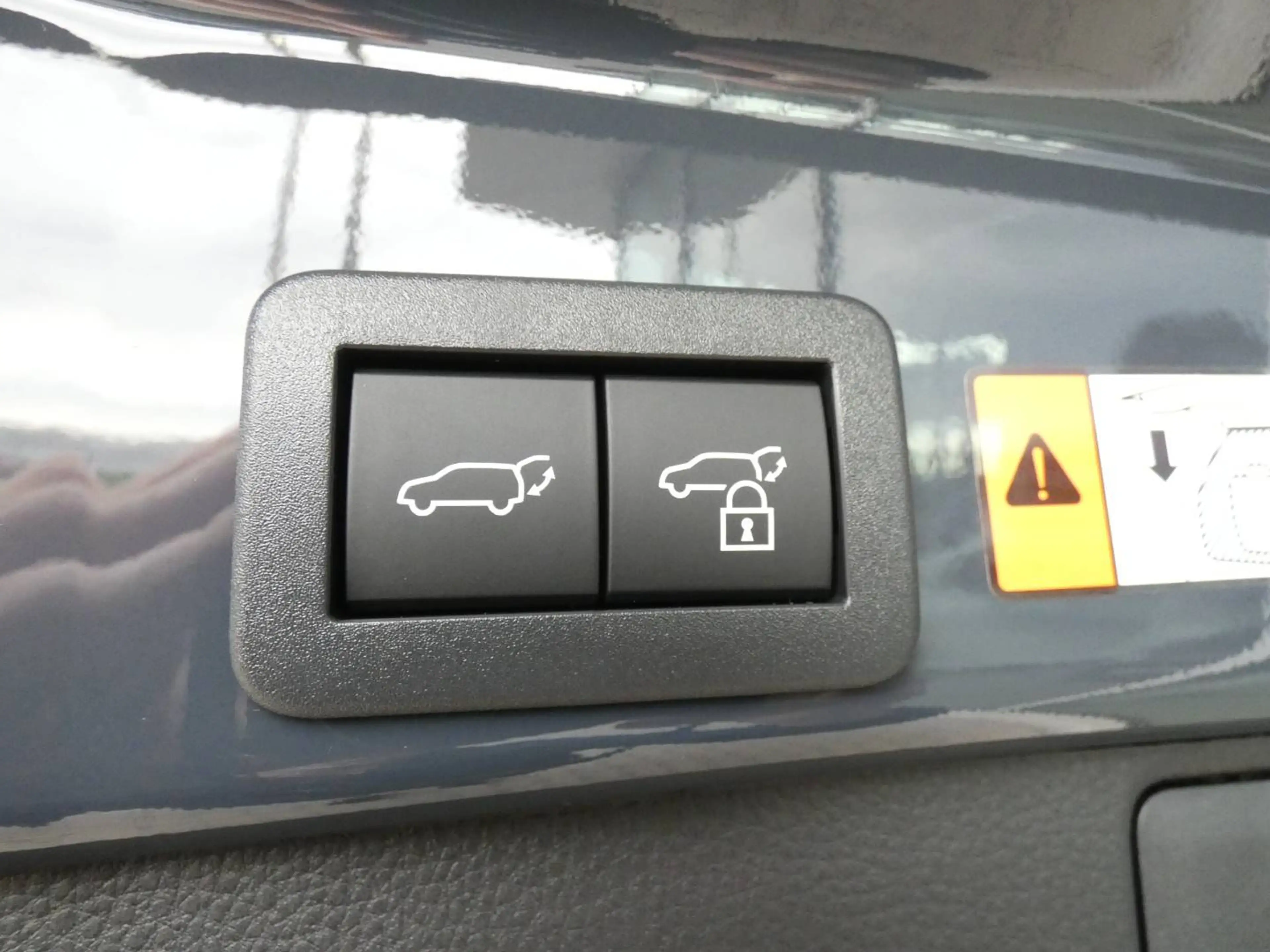Toyota RAV 4 STOCKDEAL *AWD* STYLE +Elektrische zetels +LEDER/Alcantara +Dodehoek +Zetelmemory — photo 10