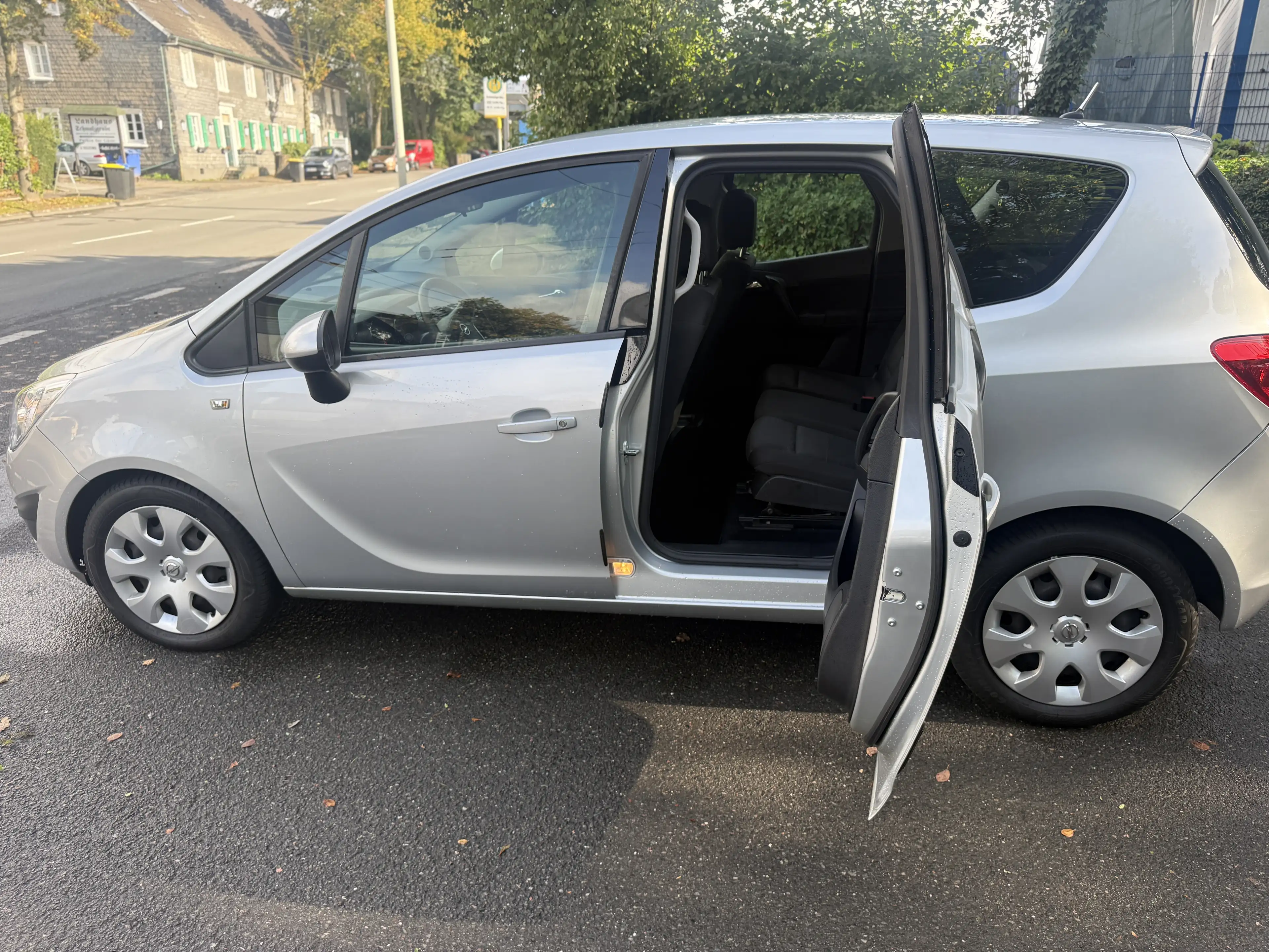 Opel Meriva 1.4 Turbo / Automatik / PDC / Tüv neu — photo 2