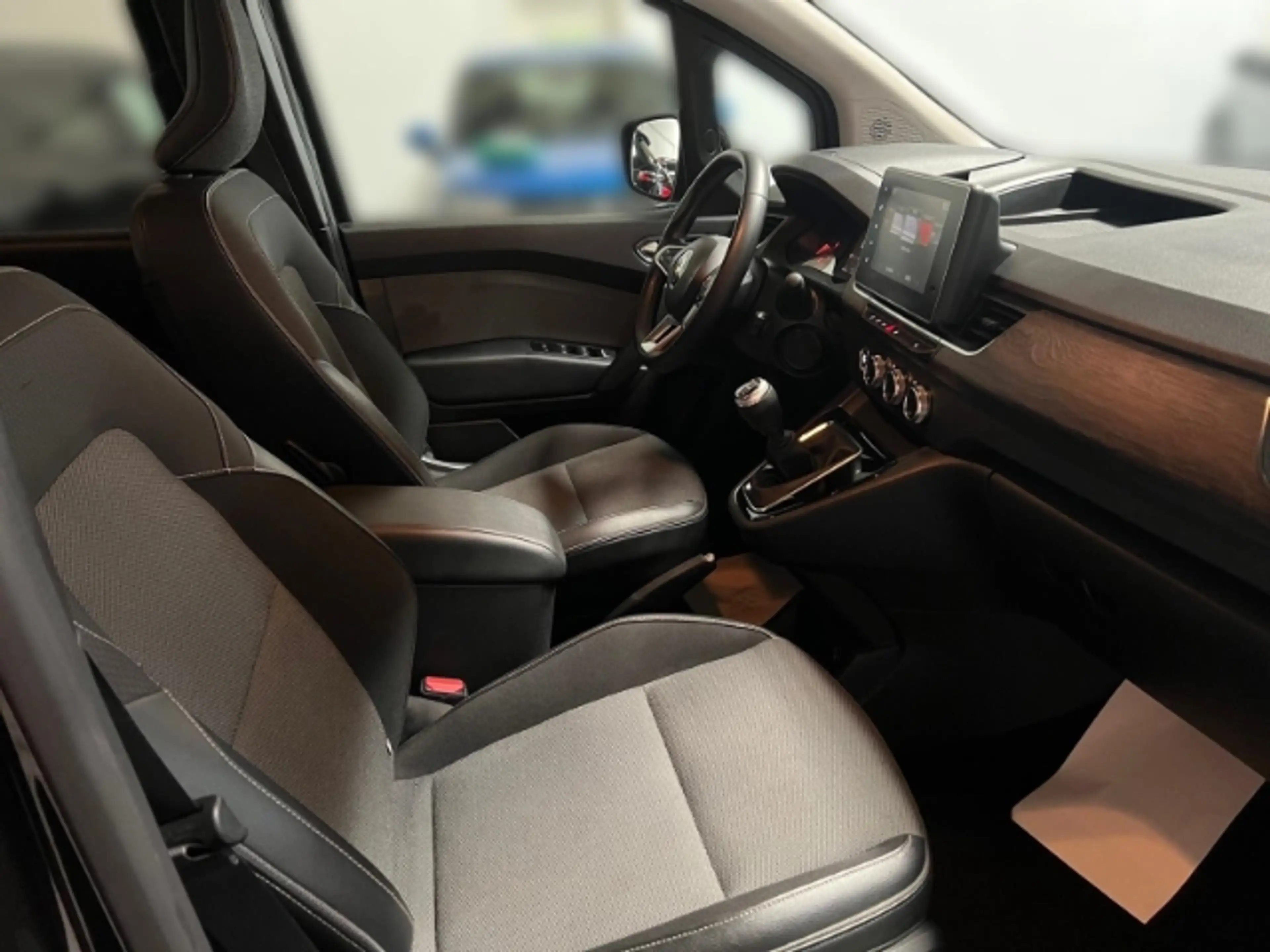Renault Kangoo III 3 1.3 TCe 130 Intens Navi+Rückfahrkamera+Apple — photo 14
