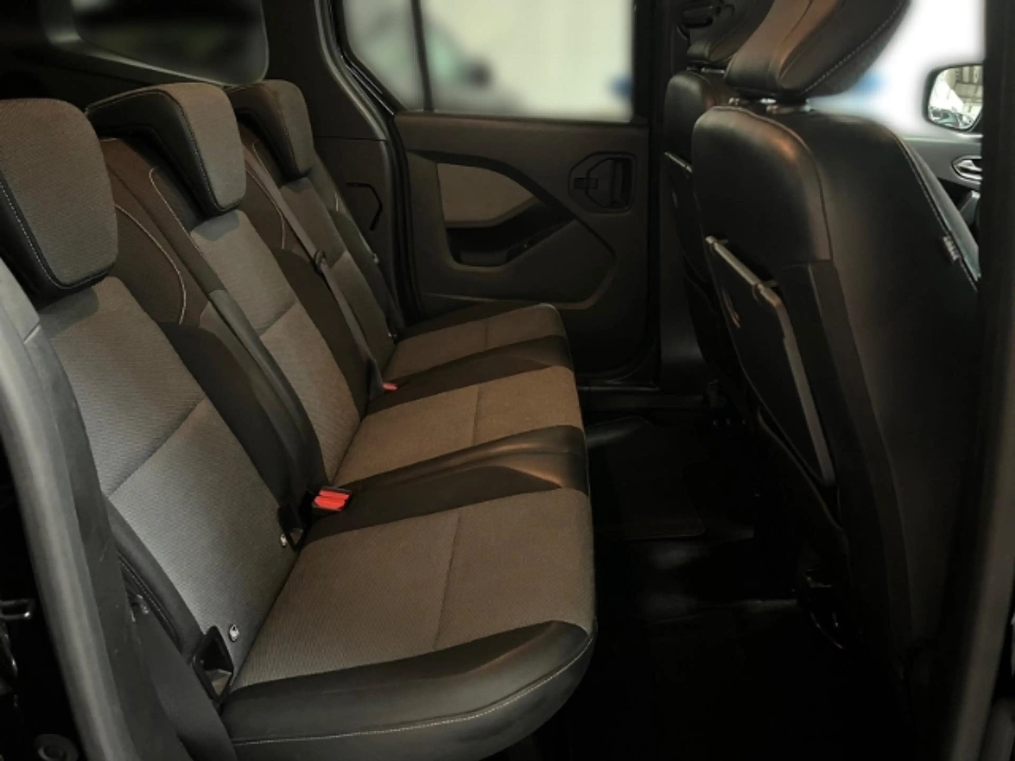 Renault Kangoo III 3 1.3 TCe 130 Intens Navi+Rückfahrkamera+Apple — photo 13