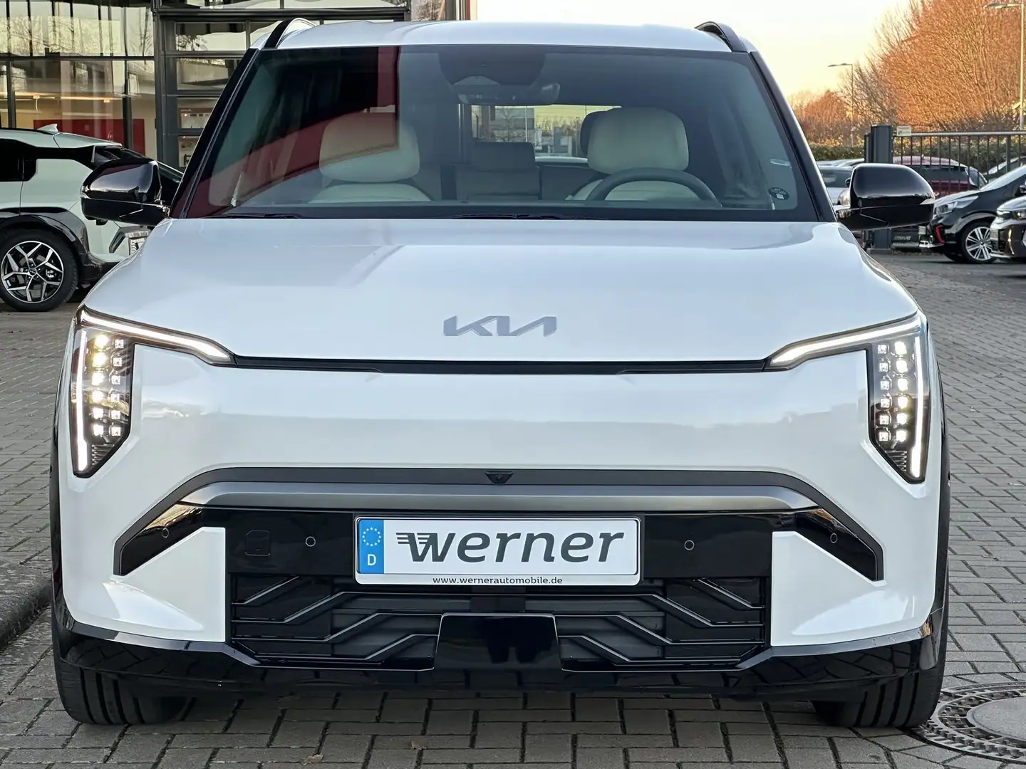 Kia EV3 81,4 kWh GT-line DriveWise Park Pro Komfort Білий - 2