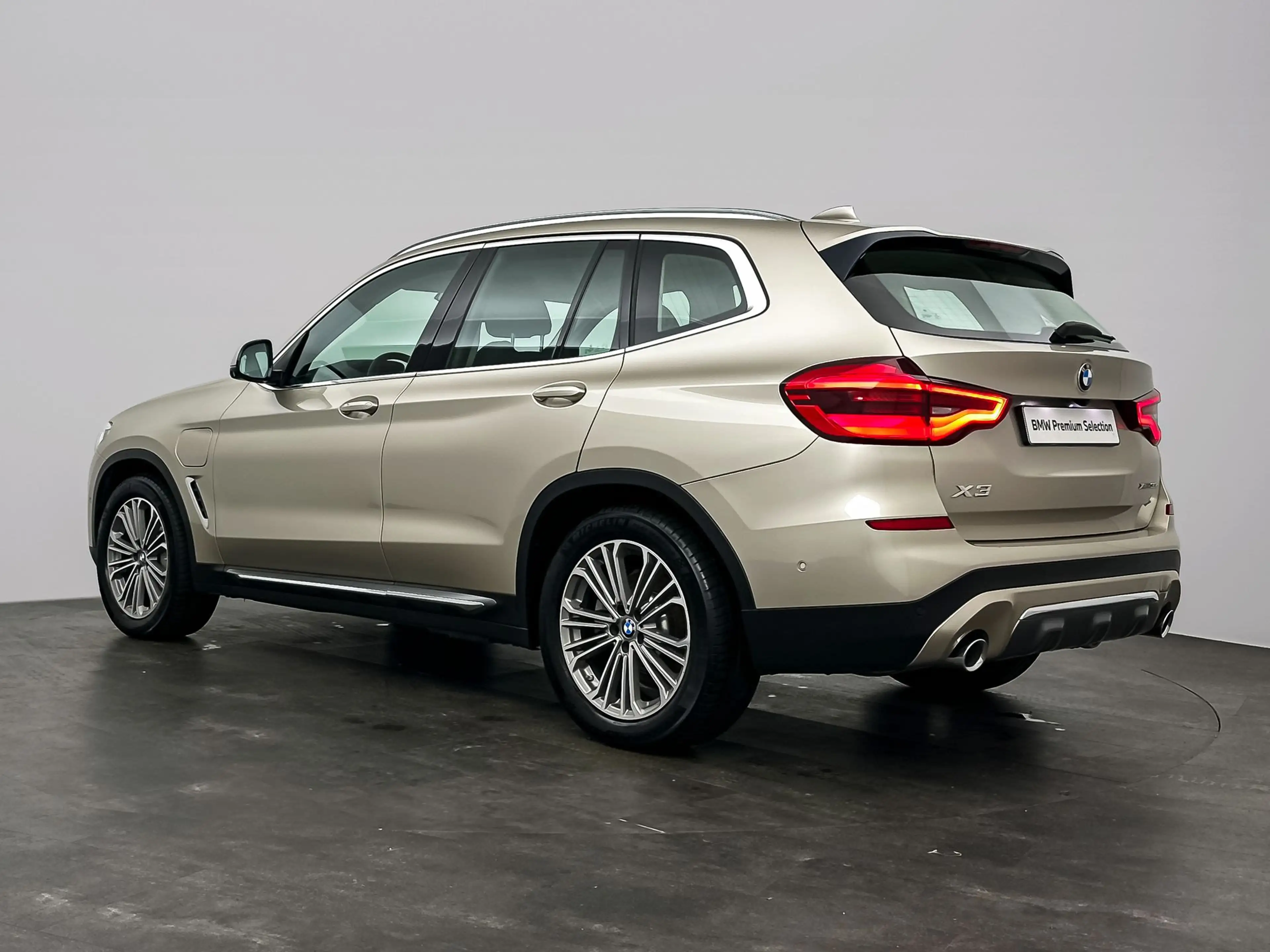 BMW X3 xDrive30e eDrive Edition | Trekhaak met elektrisch — photo 4
