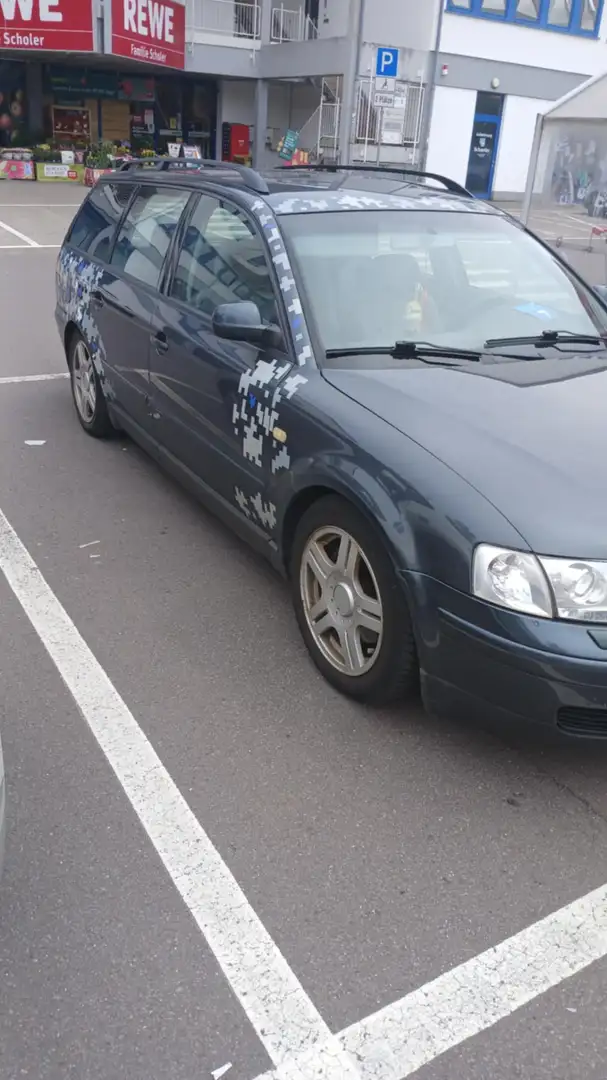 Volkswagen Passat Variant 2.8 V6 4Motion Comfortline - 2