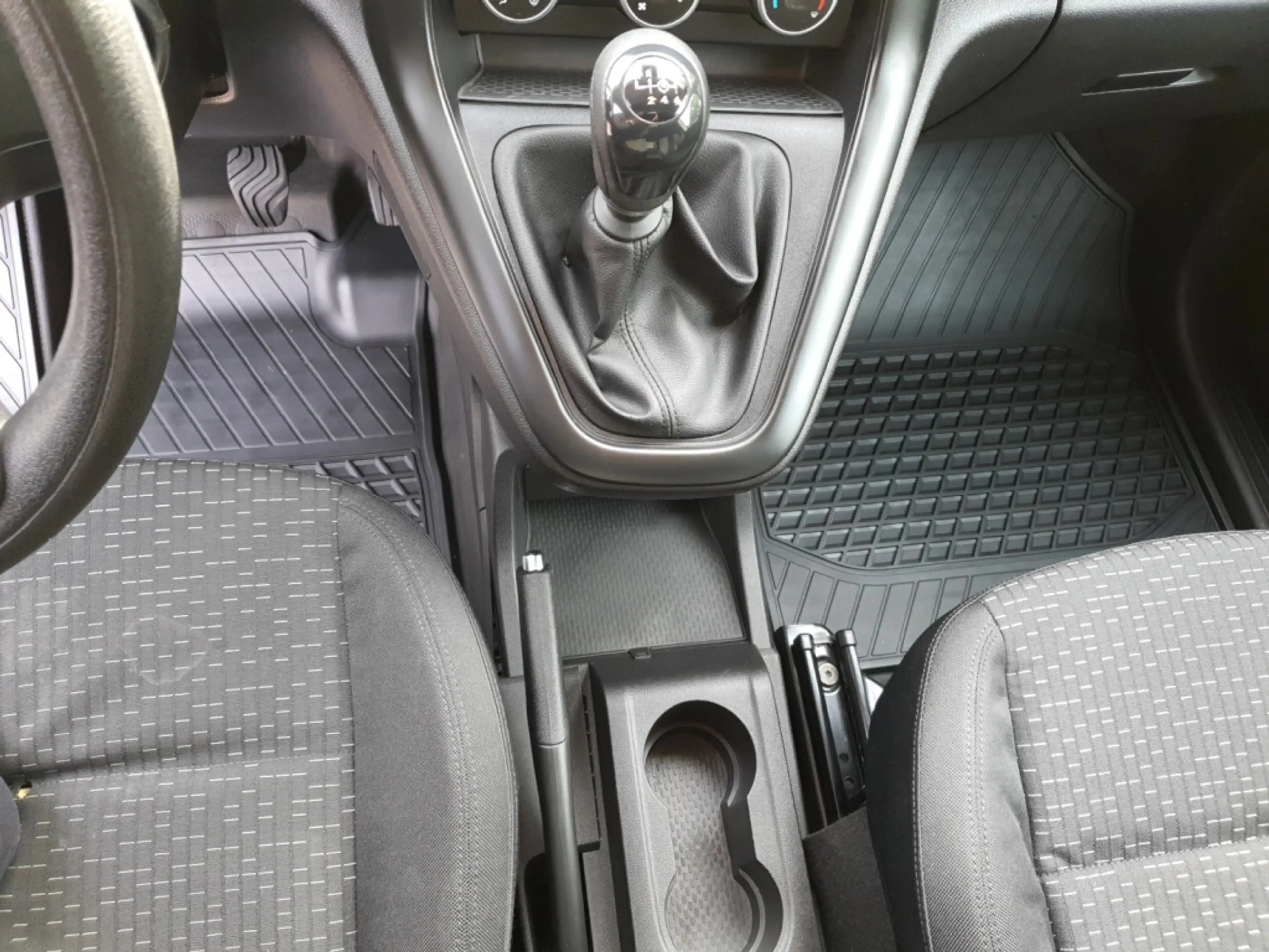 Mercedes-Benz Citan 112 CDI Hecktüren 180°*Park Paket — photo 6