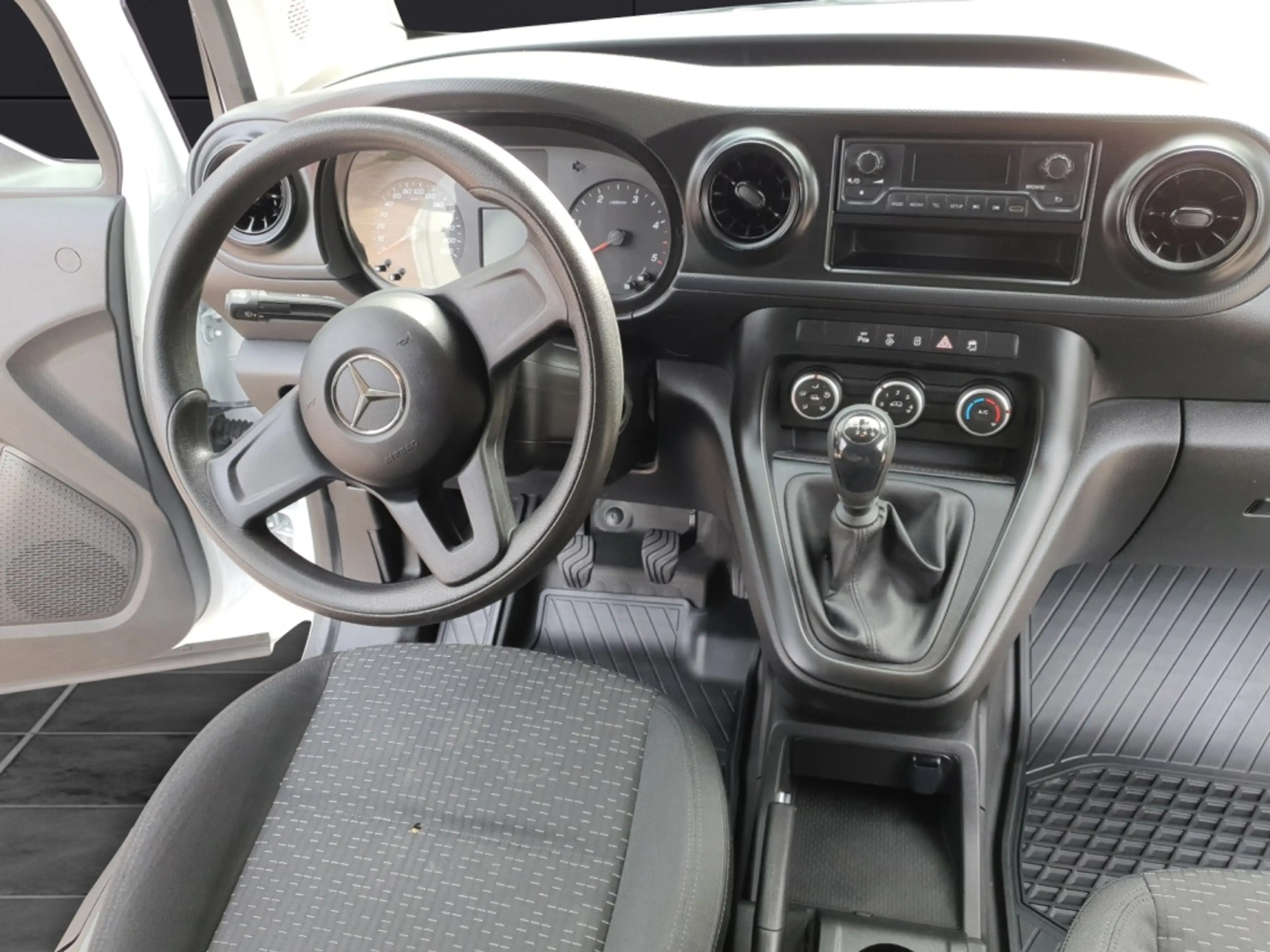 Mercedes-Benz Citan 112 CDI Hecktüren 180°*Park Paket — photo 4