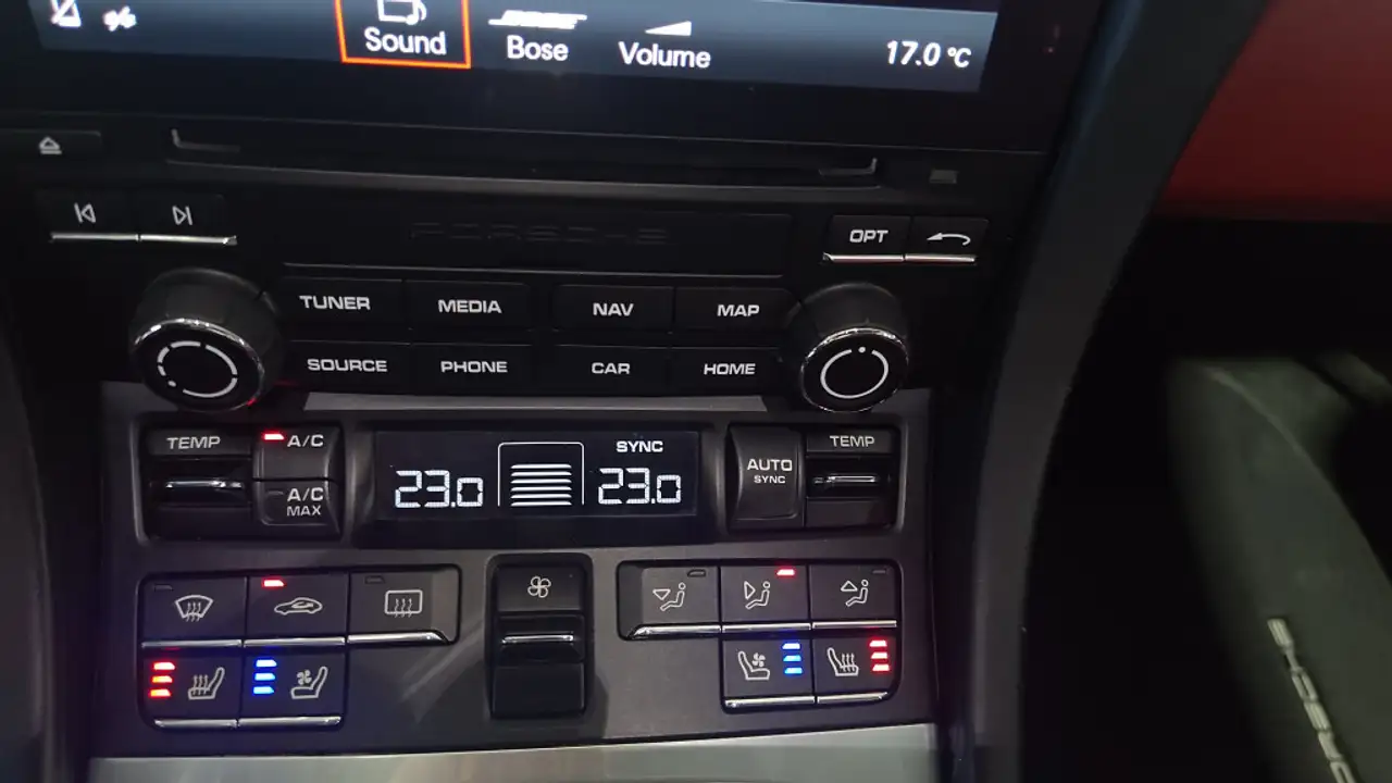 Porsche 911 снимка Porsche 911