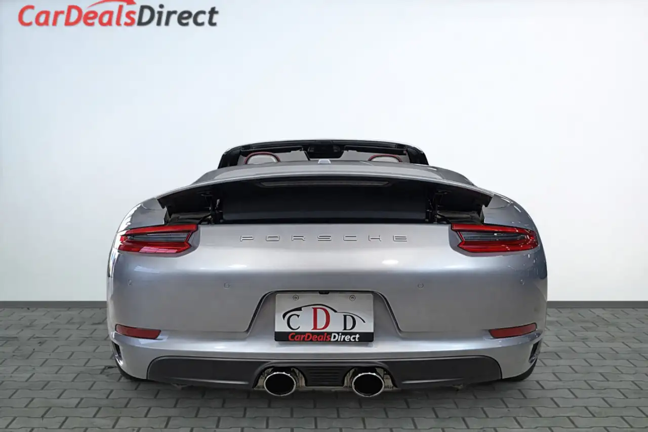 Porsche 911 снимка Porsche 911