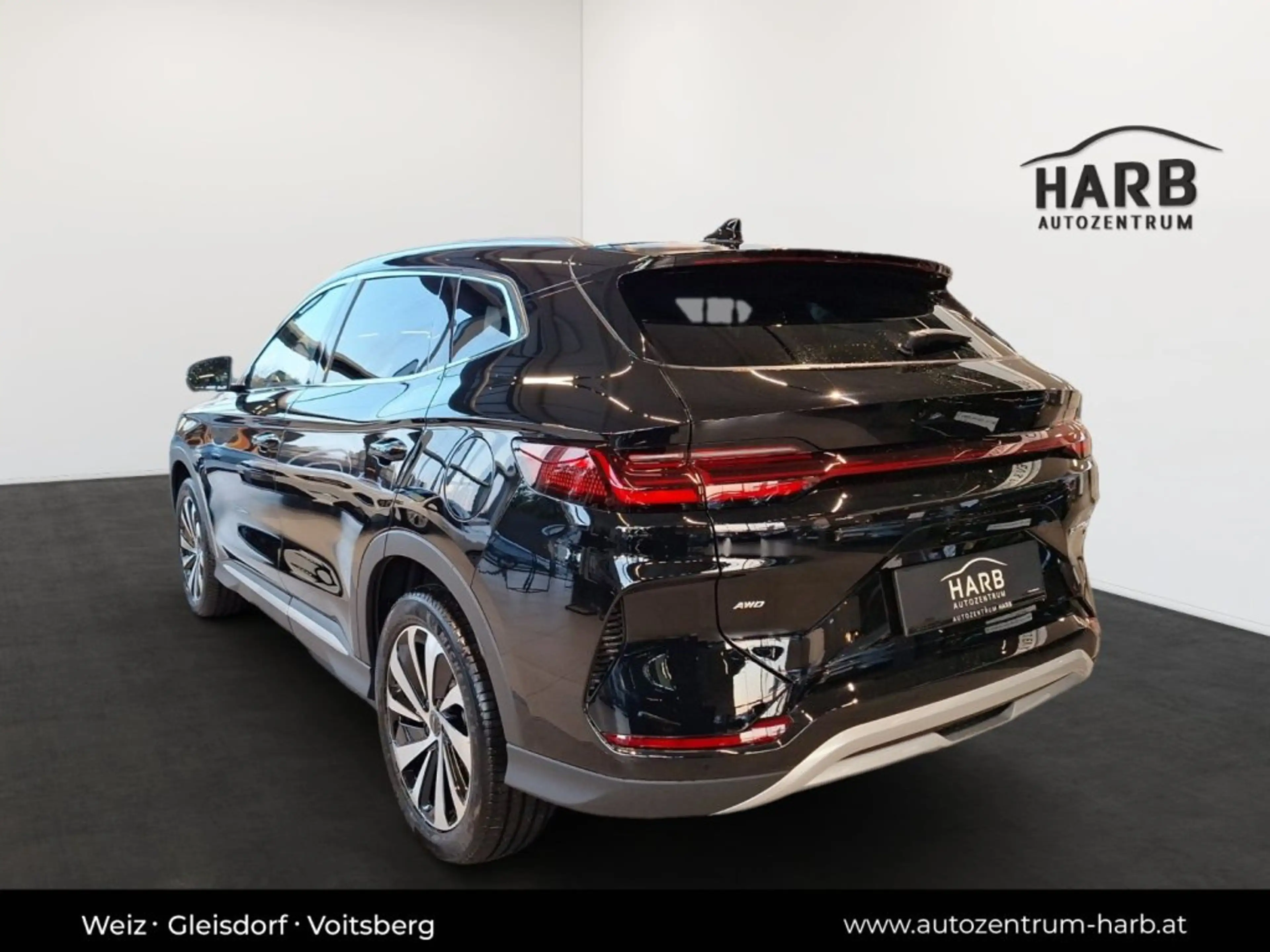 BYD Seal U DM-i Design AWD — photo 5