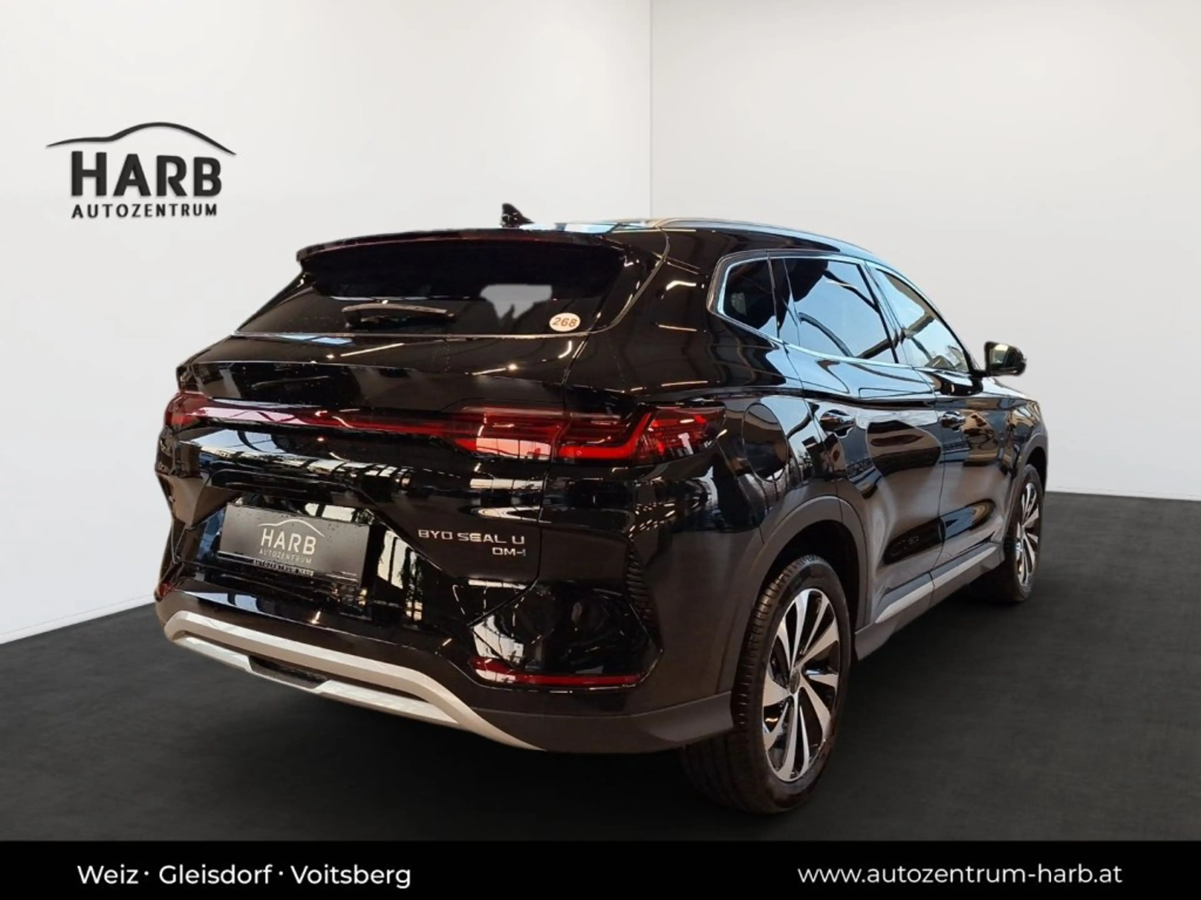BYD Seal U DM-i Design AWD — photo 6