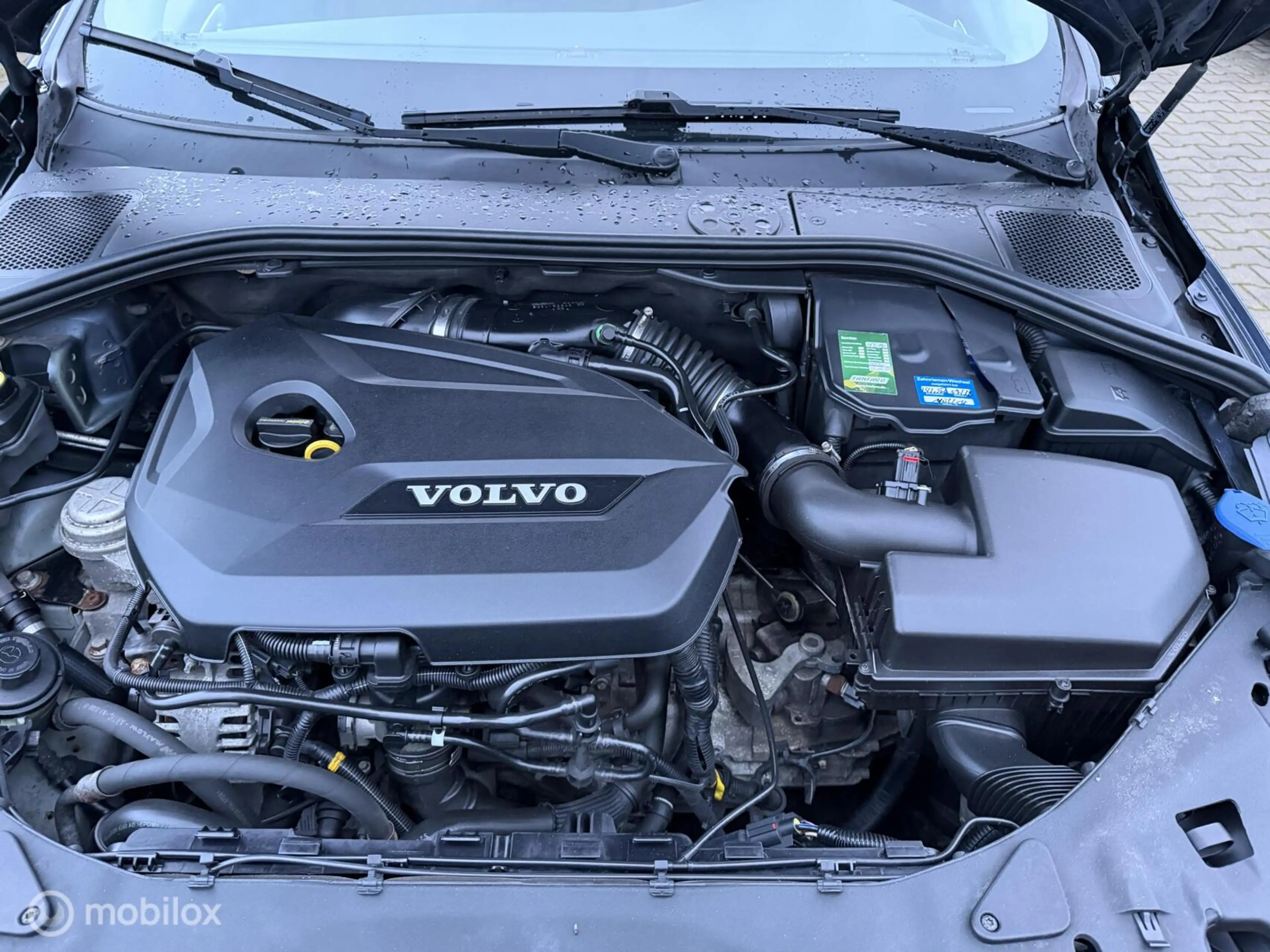 Volvo S60 1.6 T3 Momentum — photo 4