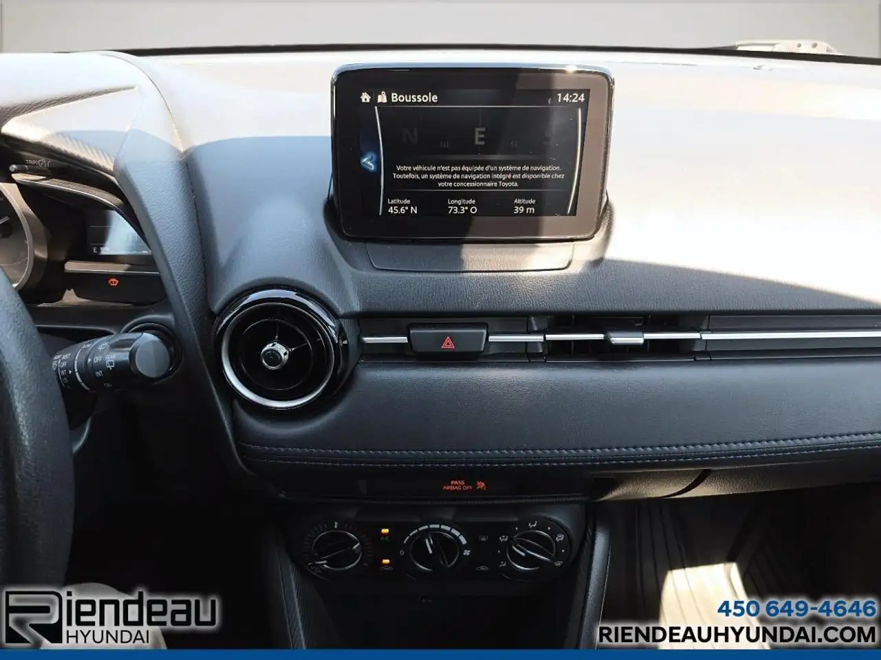 Toyota Yaris снимка Toyota Yaris