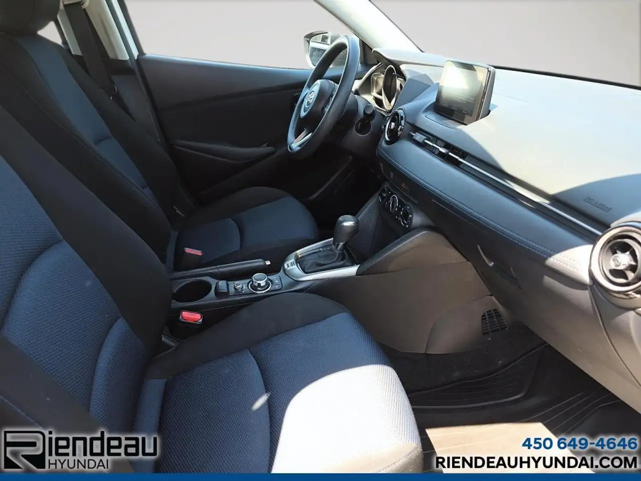Toyota Yaris снимка Toyota Yaris