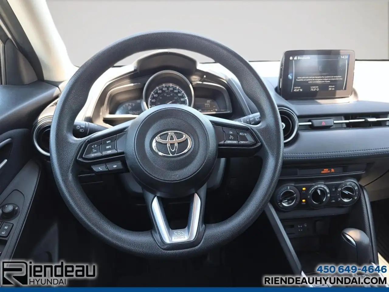 Toyota Yaris снимка Toyota Yaris