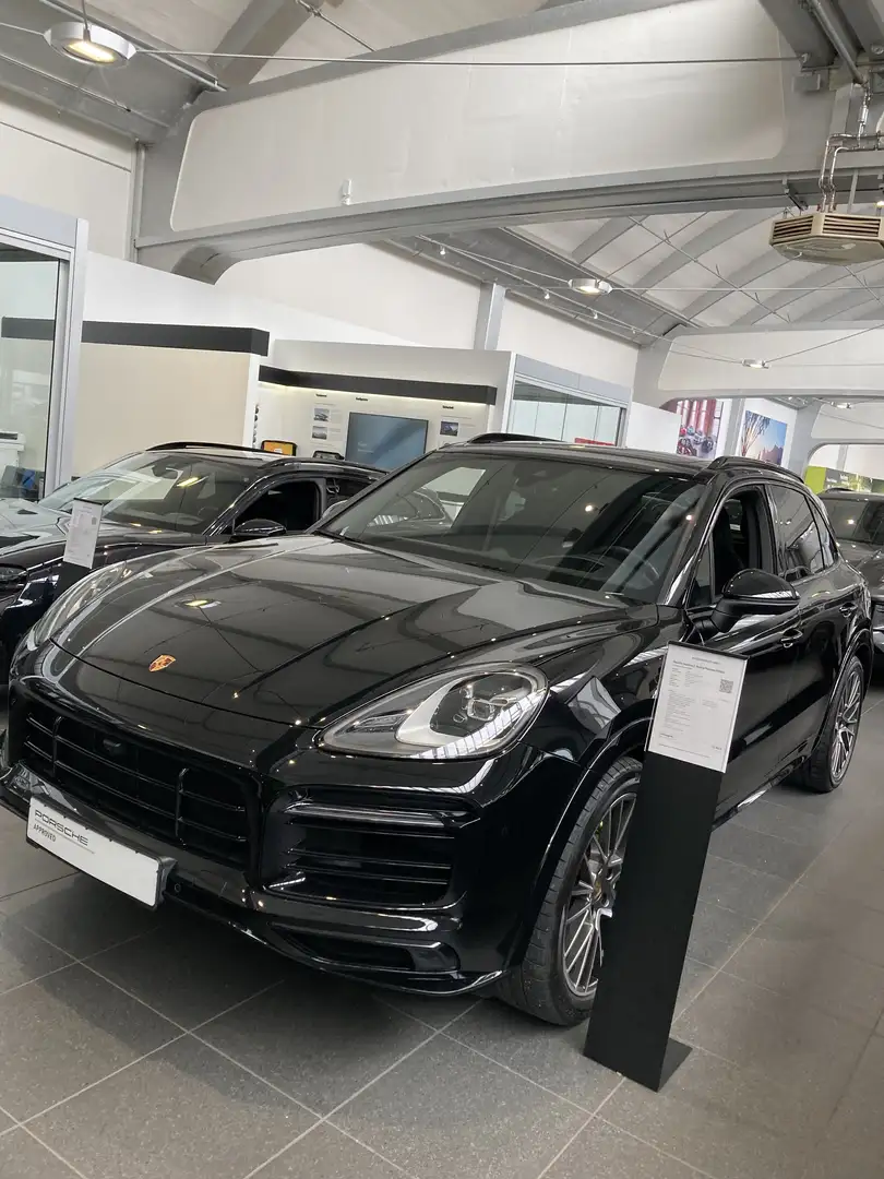 Porsche Cayenne Coupe E-Hybrid PHEV 17,9 kWh Platinum Edition Aut. Schwarz - 1