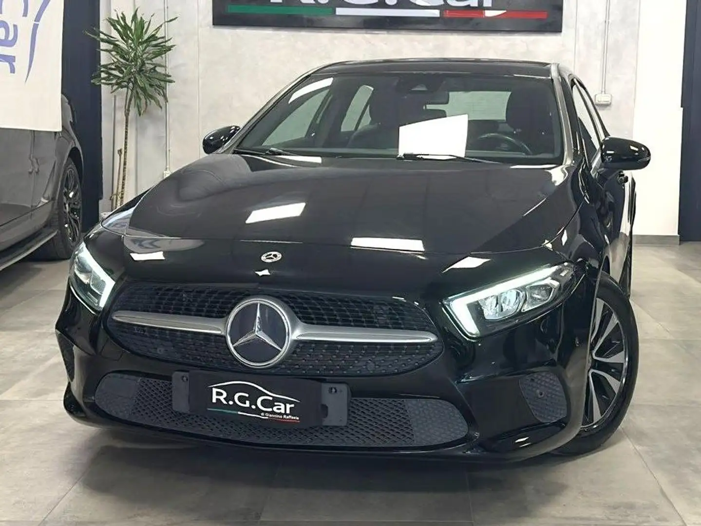 Mercedes-Benz A 180 Classe A - W177 2018 d Business auto Noir - 1