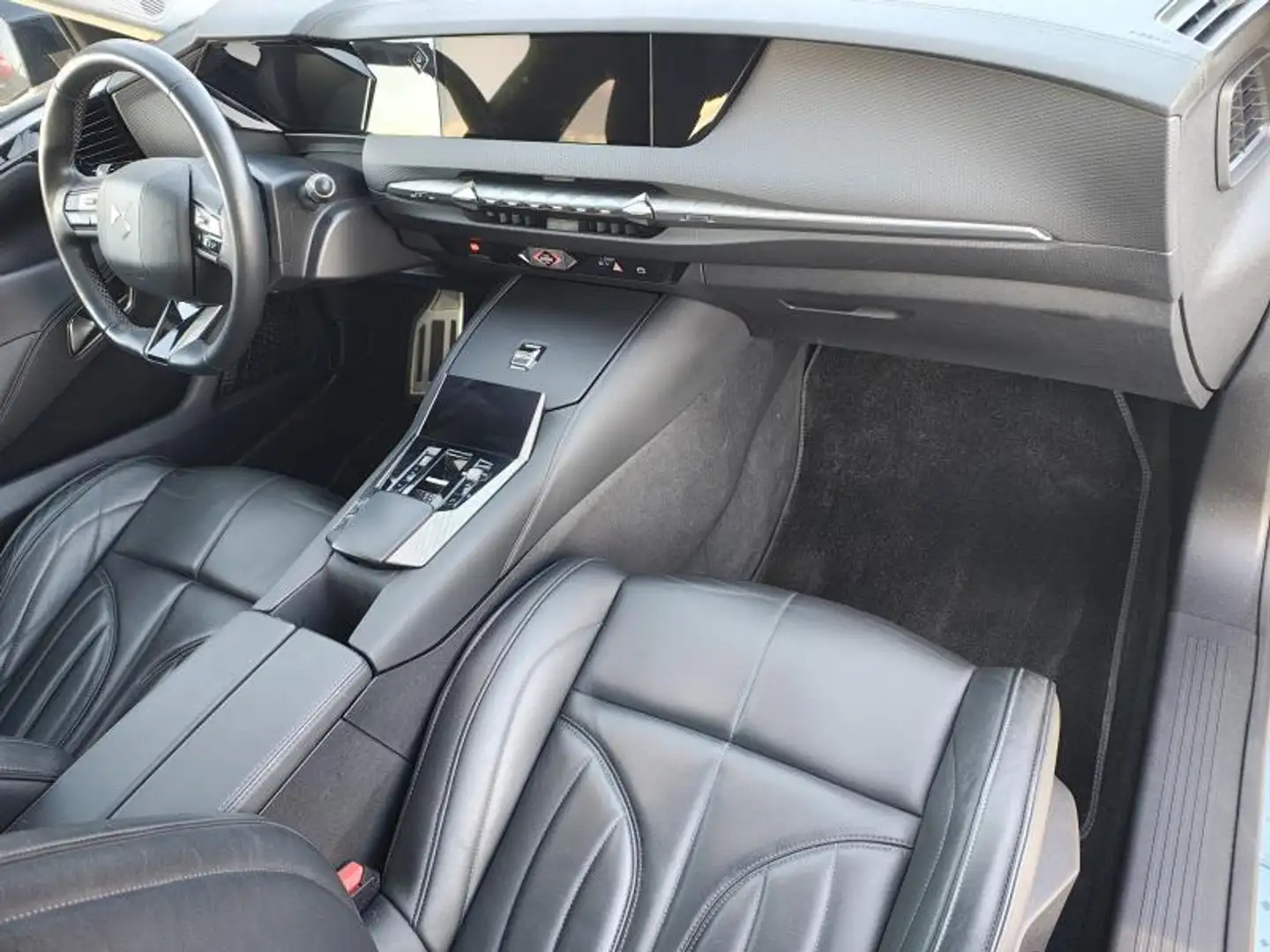 DS Automobiles DS 4 Rivoli / EAT8 / Cuir Beige - 2