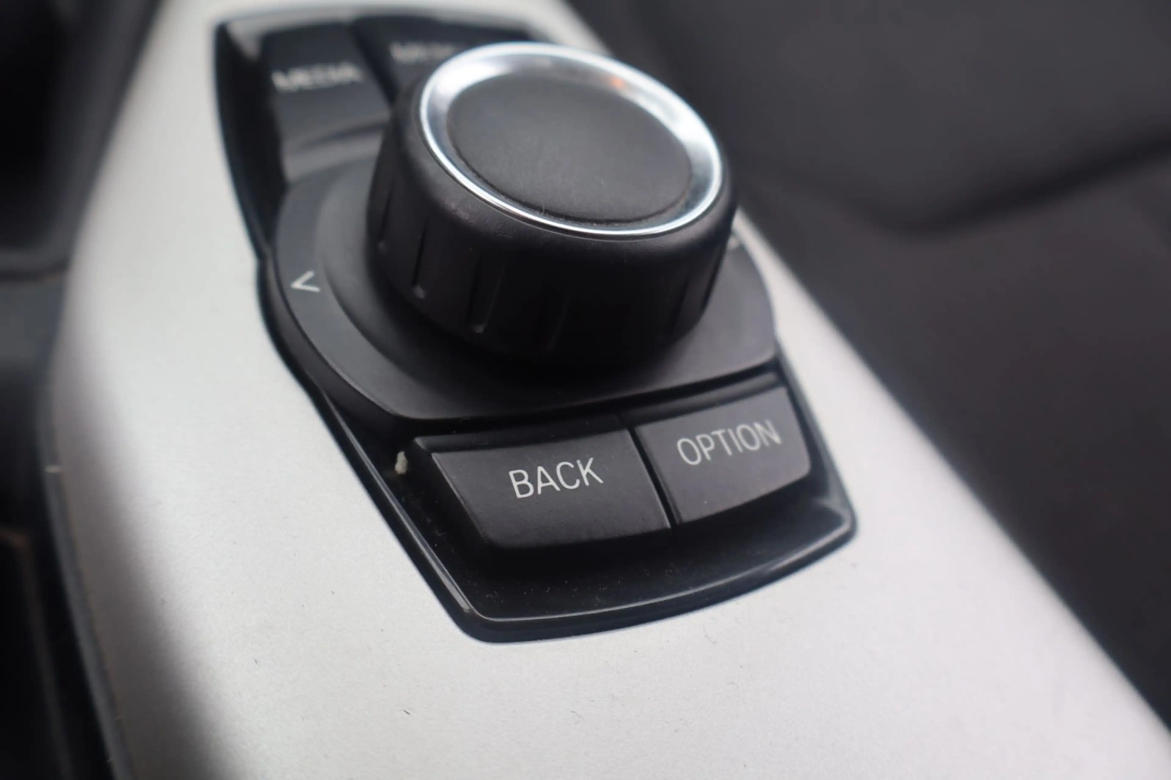 BMW 118 1  5-trg Advantage GARANTIE*TüvNeu*1-HAND — photo 9