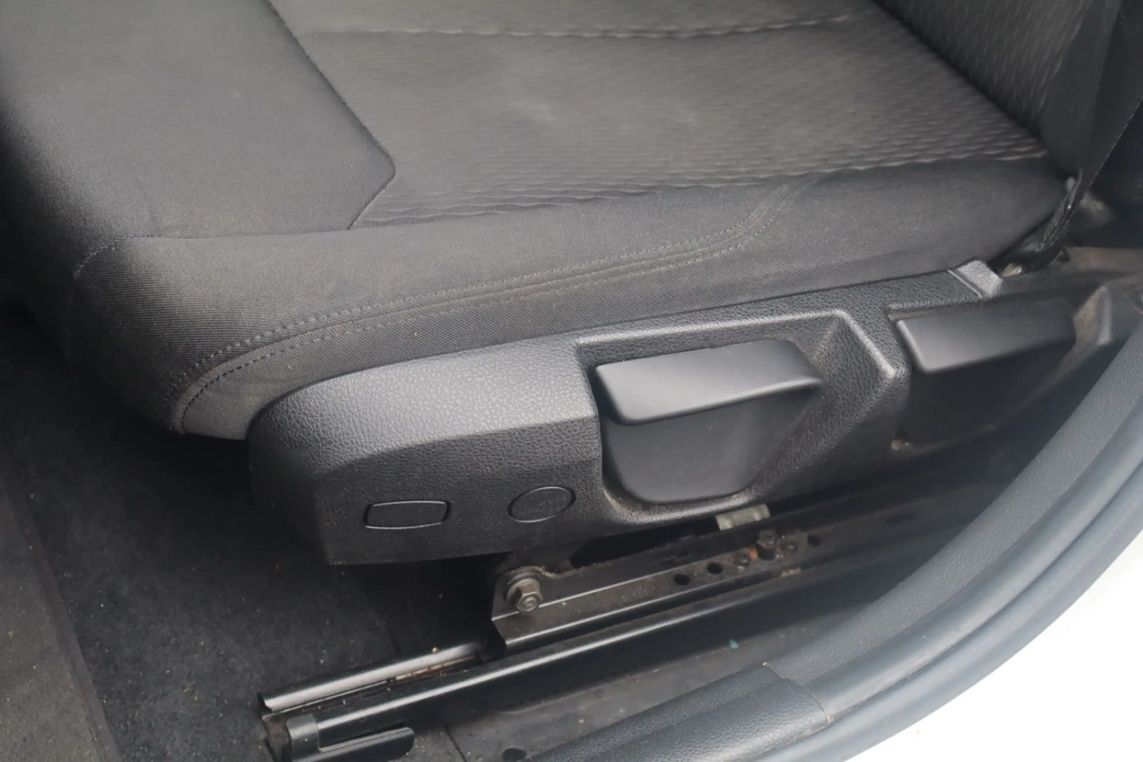 BMW 118 1  5-trg Advantage GARANTIE*TüvNeu*1-HAND — photo 6
