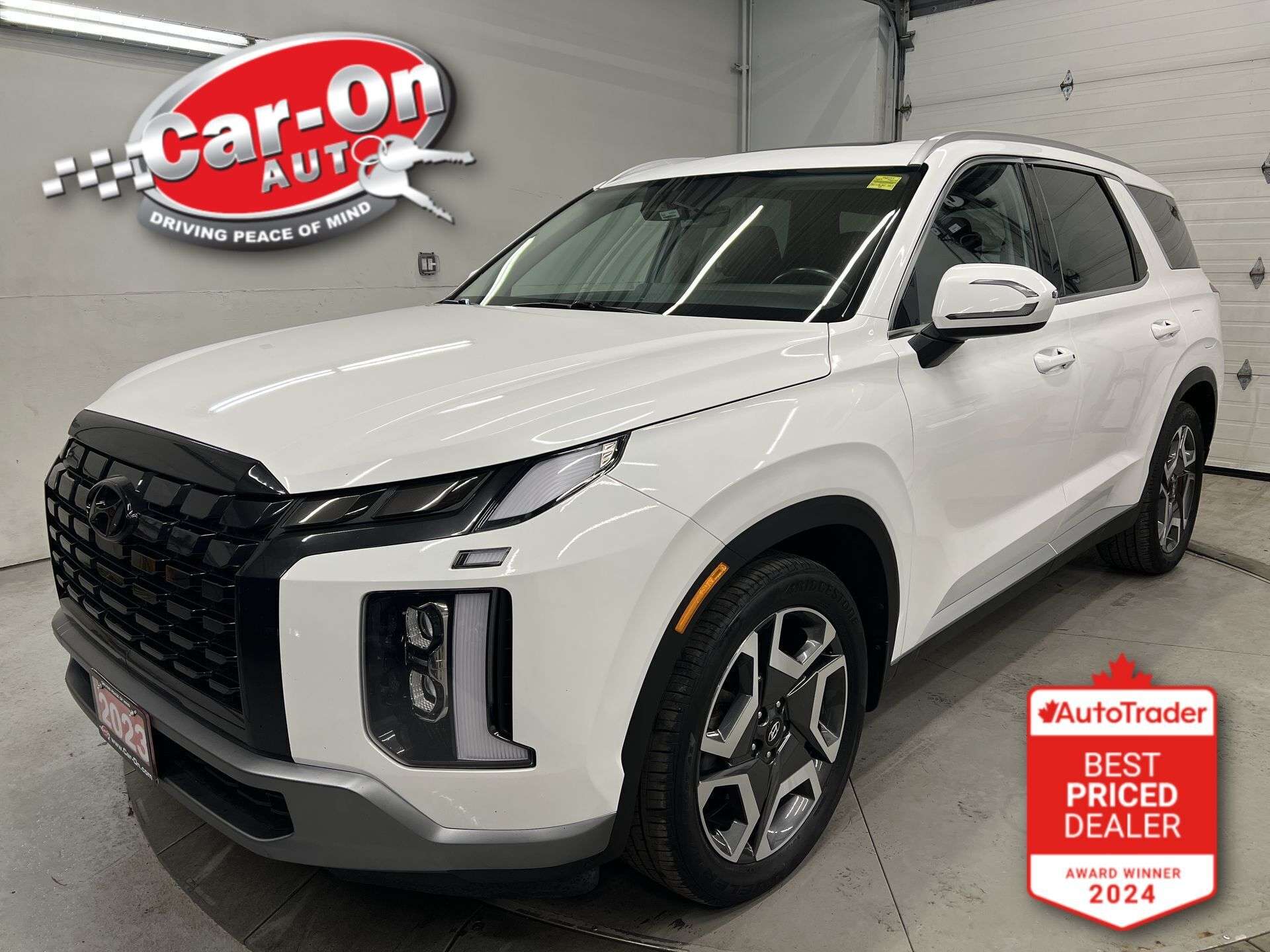 White 2023 Hyundai Palisade SUV / Crossover Automatic