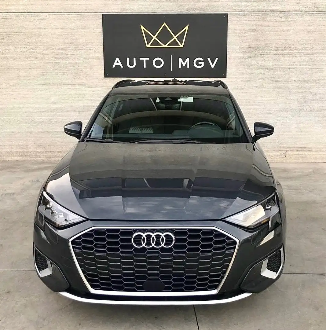 Audi A3 A3 SPB 30 1.0 tfsi mhev Business Advanced s-tronic Grigio - 2