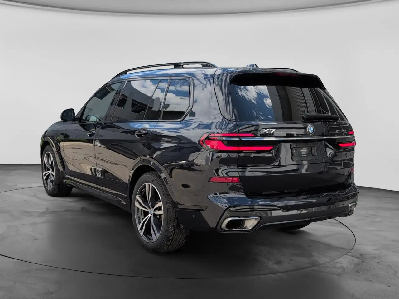 BMW X7 снимка BMW X7