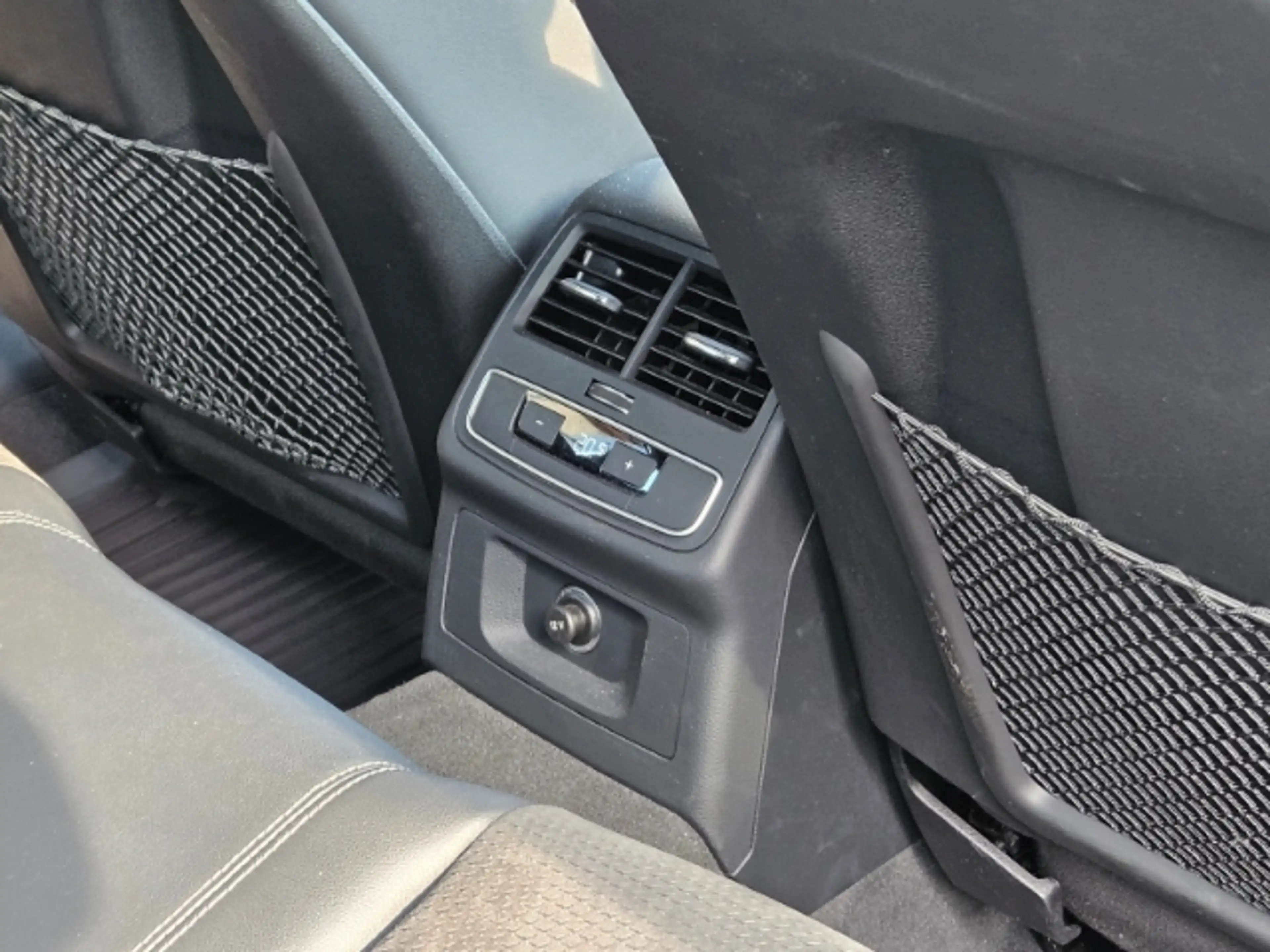 Audi S4 Avant 3.0 TDI quattro basis EU6d-T — photo 13