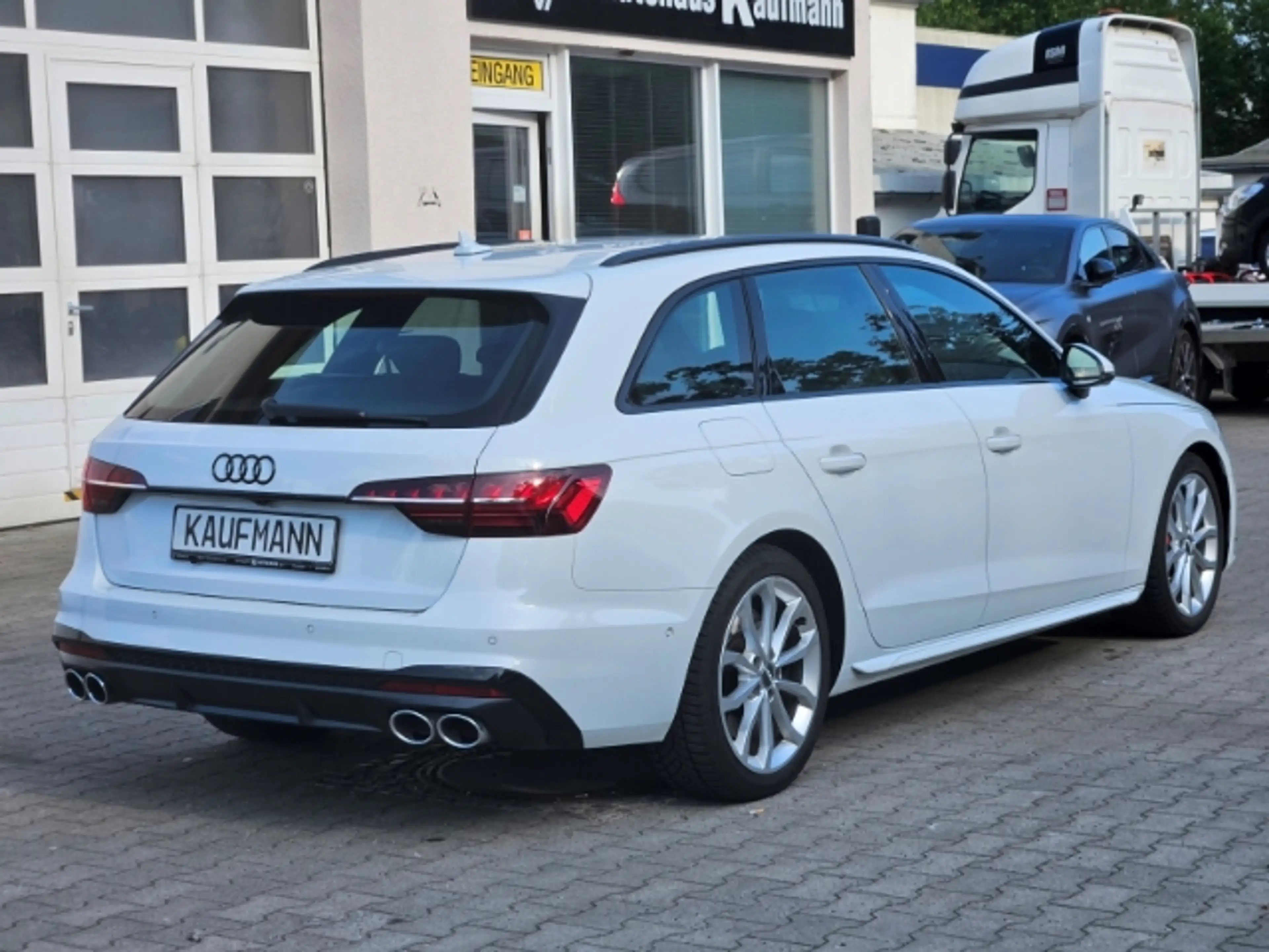 Audi S4 Avant 3.0 TDI quattro basis EU6d-T — photo 4