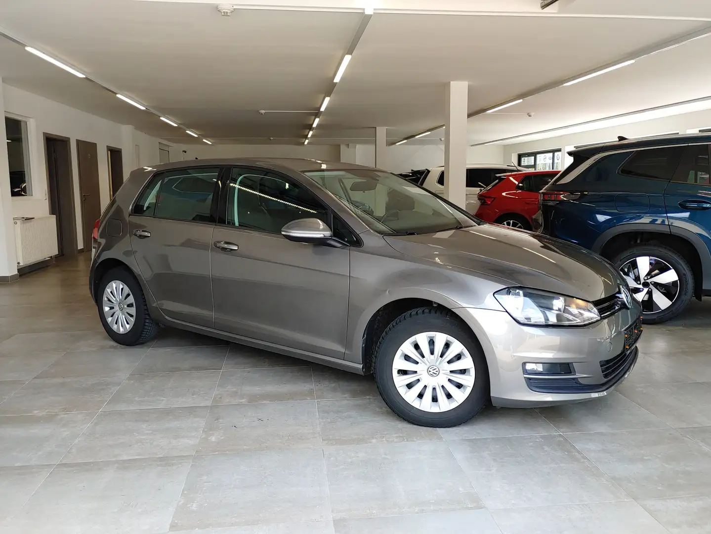 Volkswagen Golf 1.2 TSI TL Tempomat/Climatronic/Allwetter Grau - 1