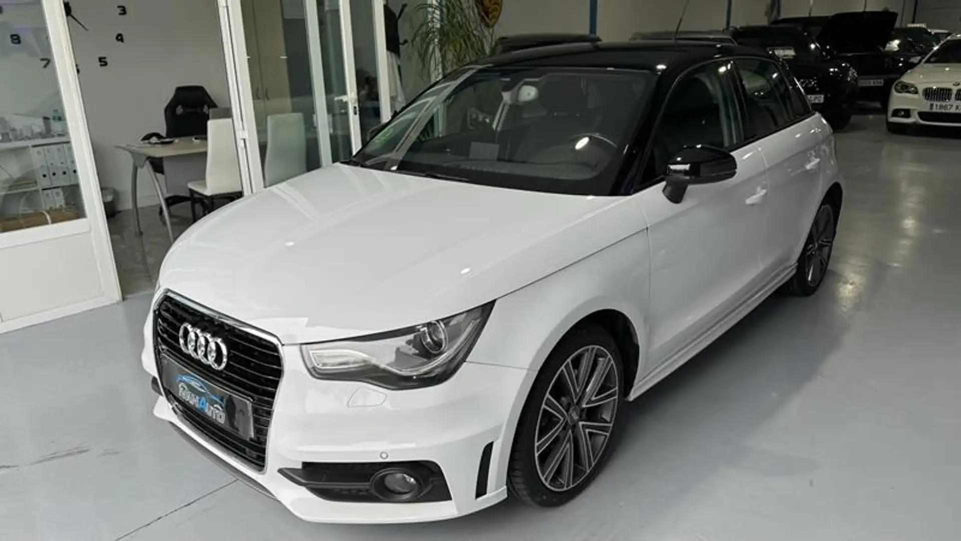 Audi A1 Sportback 1.4 TFSI Attraction S-Tronic Wit - 2
