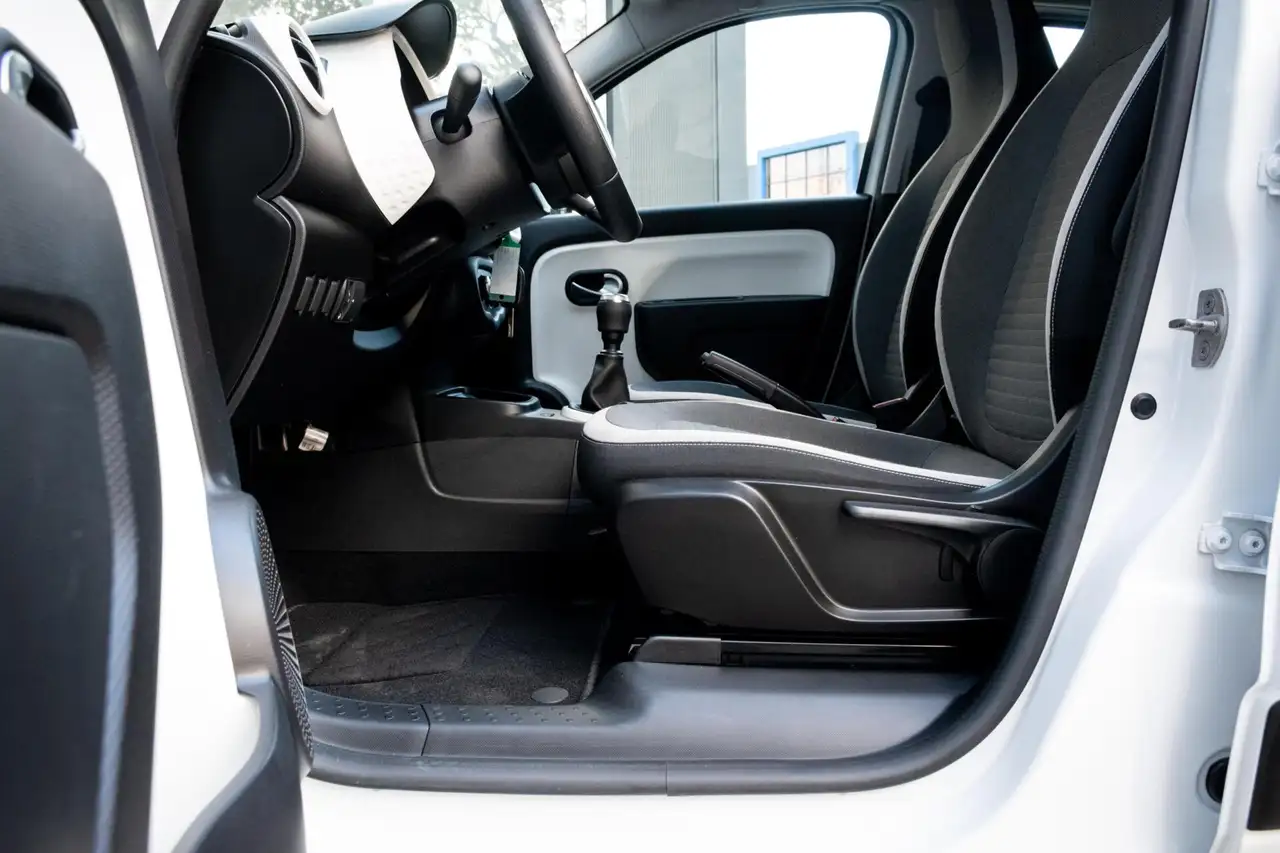Renault Twingo 1.0 SCe Limited INCL. NW APK CRUISE AIRCO 5-DRS BL, миниатюра 5