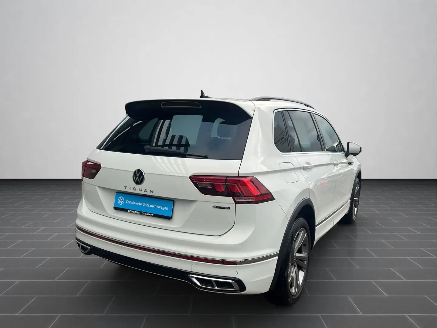 Volkswagen Tiguan R-Line 2.0 TDI DSG 4x4 NAVI CARPLAY ACC Weiß - 2