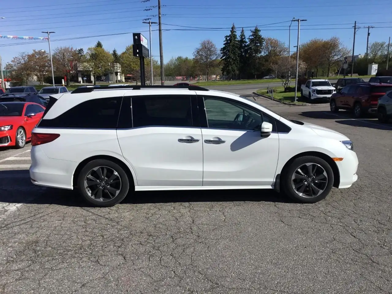 Honda Odyssey снимка Honda Odyssey