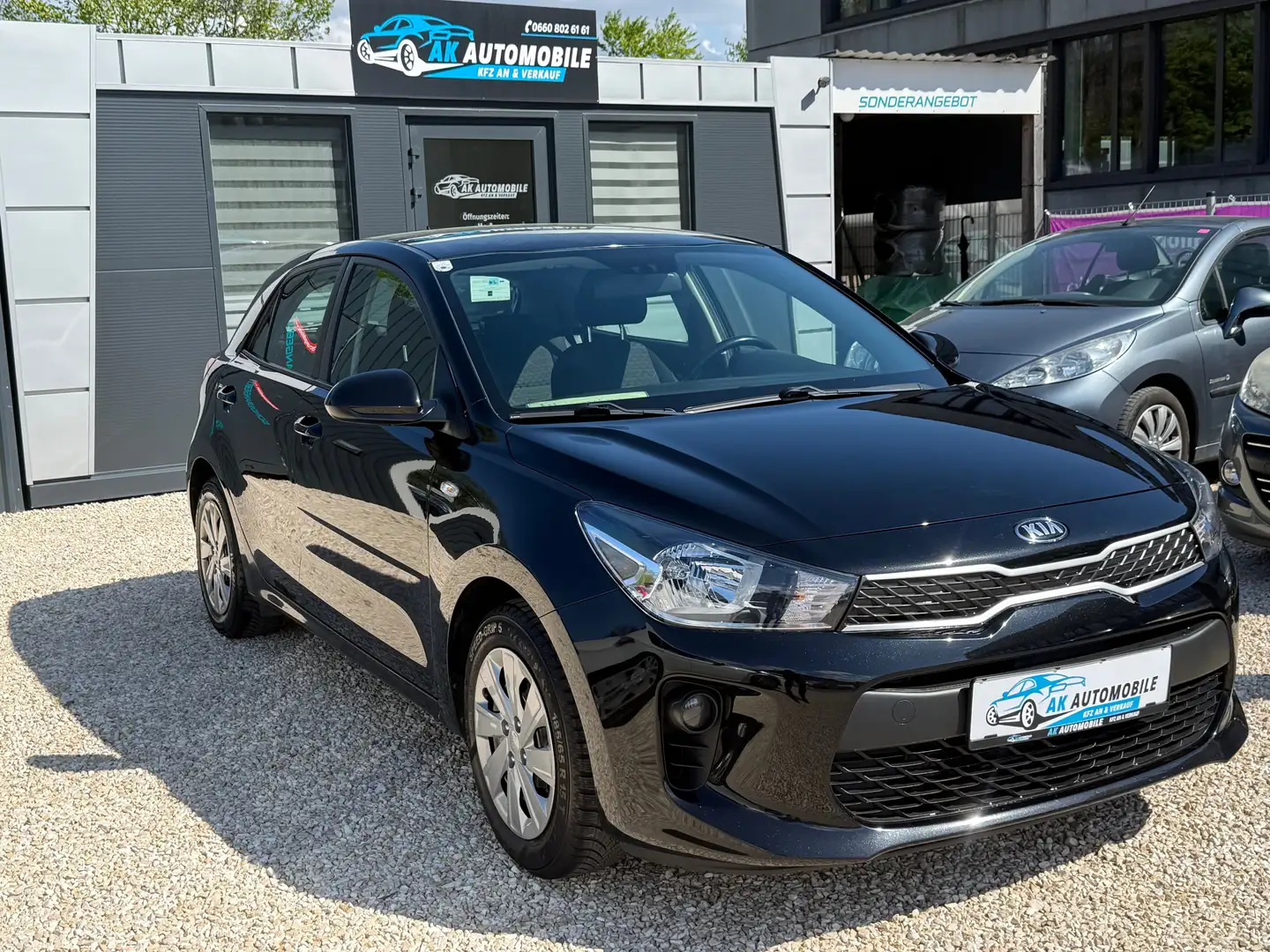 Kia Rio Attract Schwarz - 2