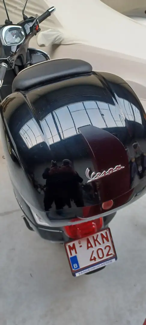 Vespa GTS 300 GTS-300i Zwart - 2