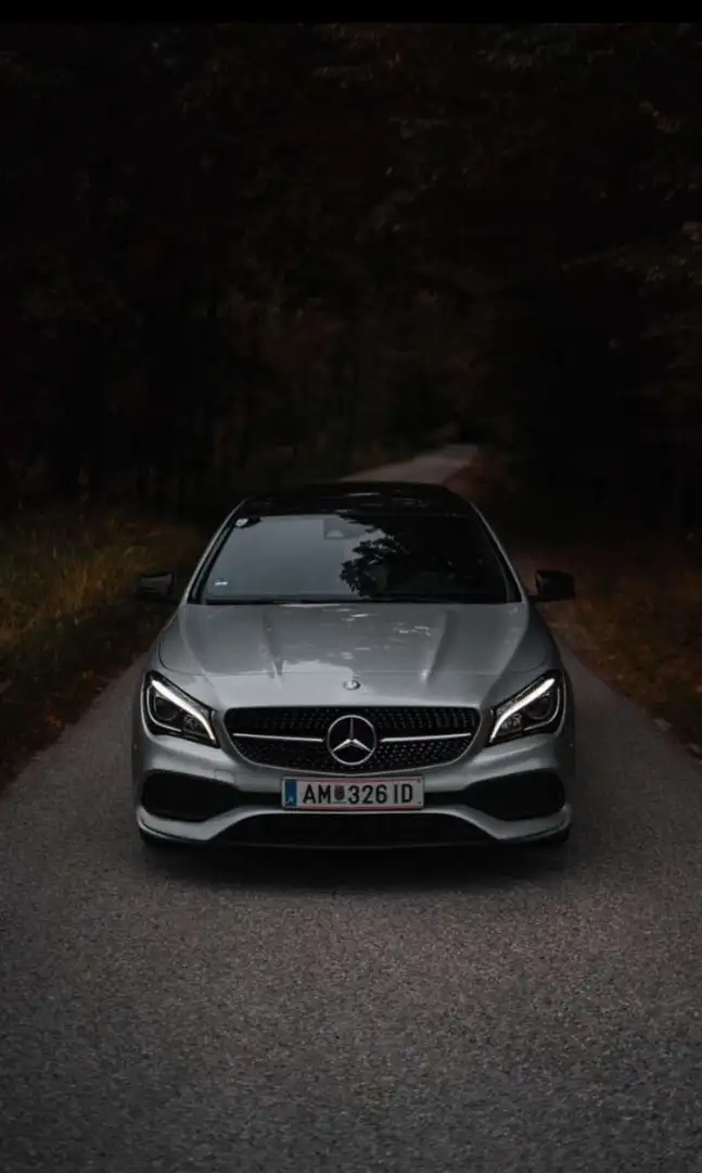 Mercedes-Benz CLA 220 Shooting Brake 4MATIC Aut. - 2
