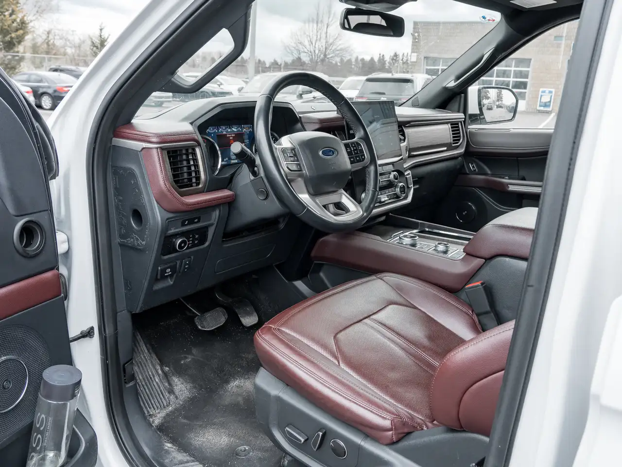 Ford Expedition снимка Ford Expedition