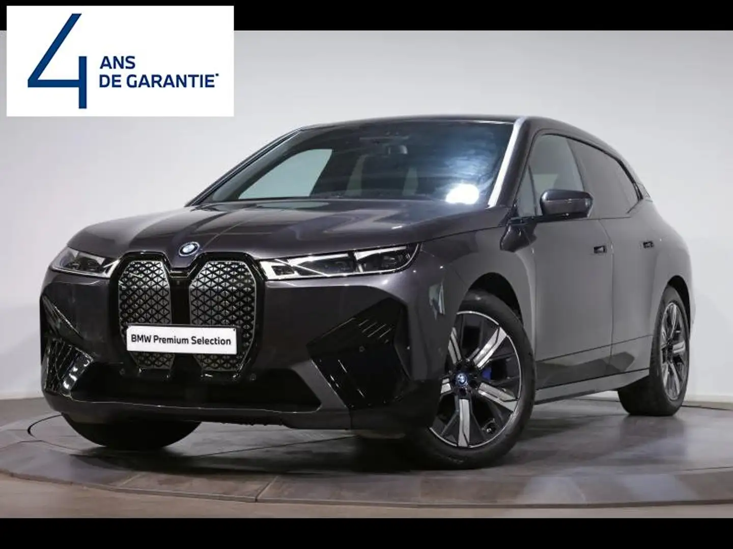BMW iX xDrive50 Kit Sport Grijs - 1